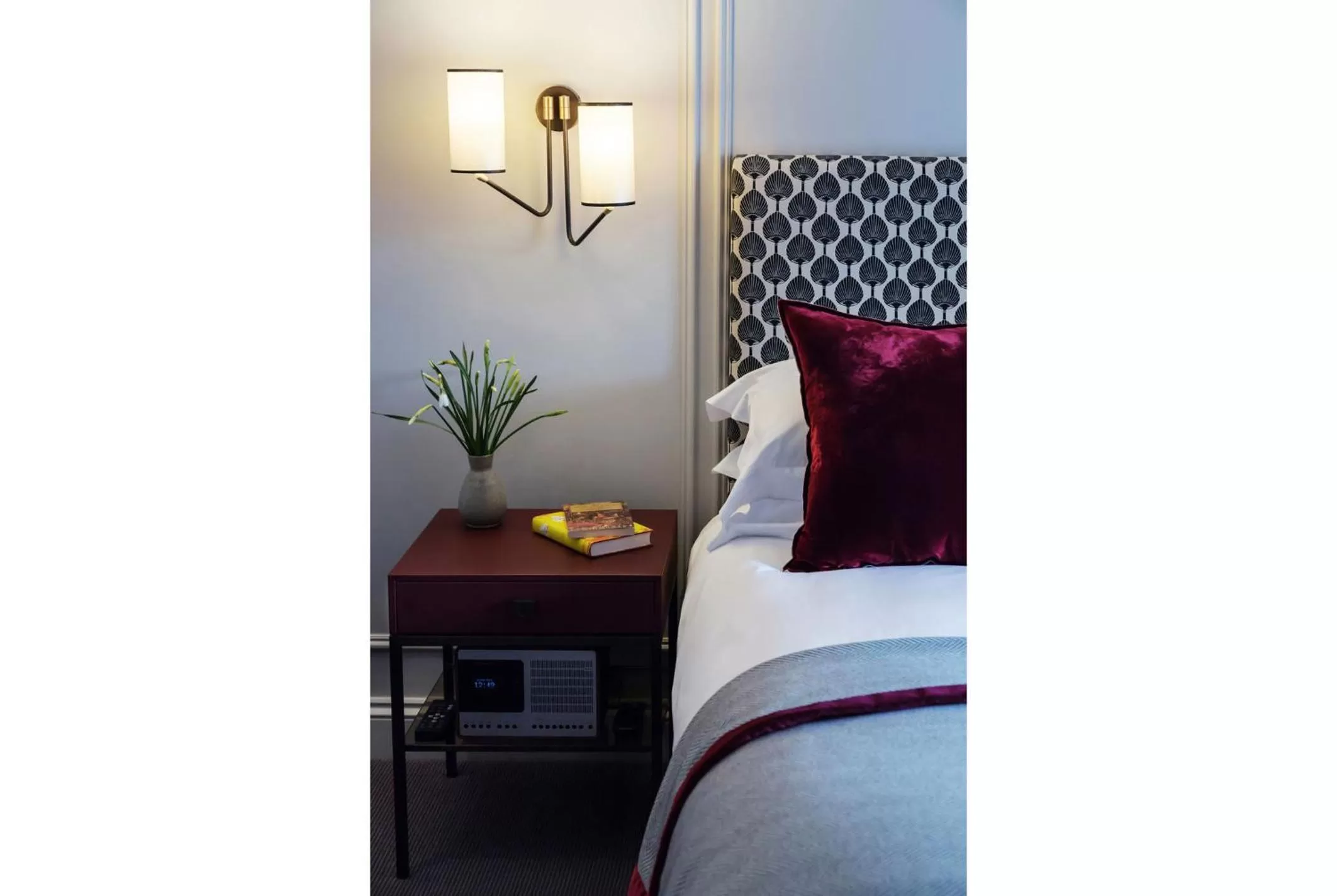 Bedroom, Bed in Old Parsonage Hotel