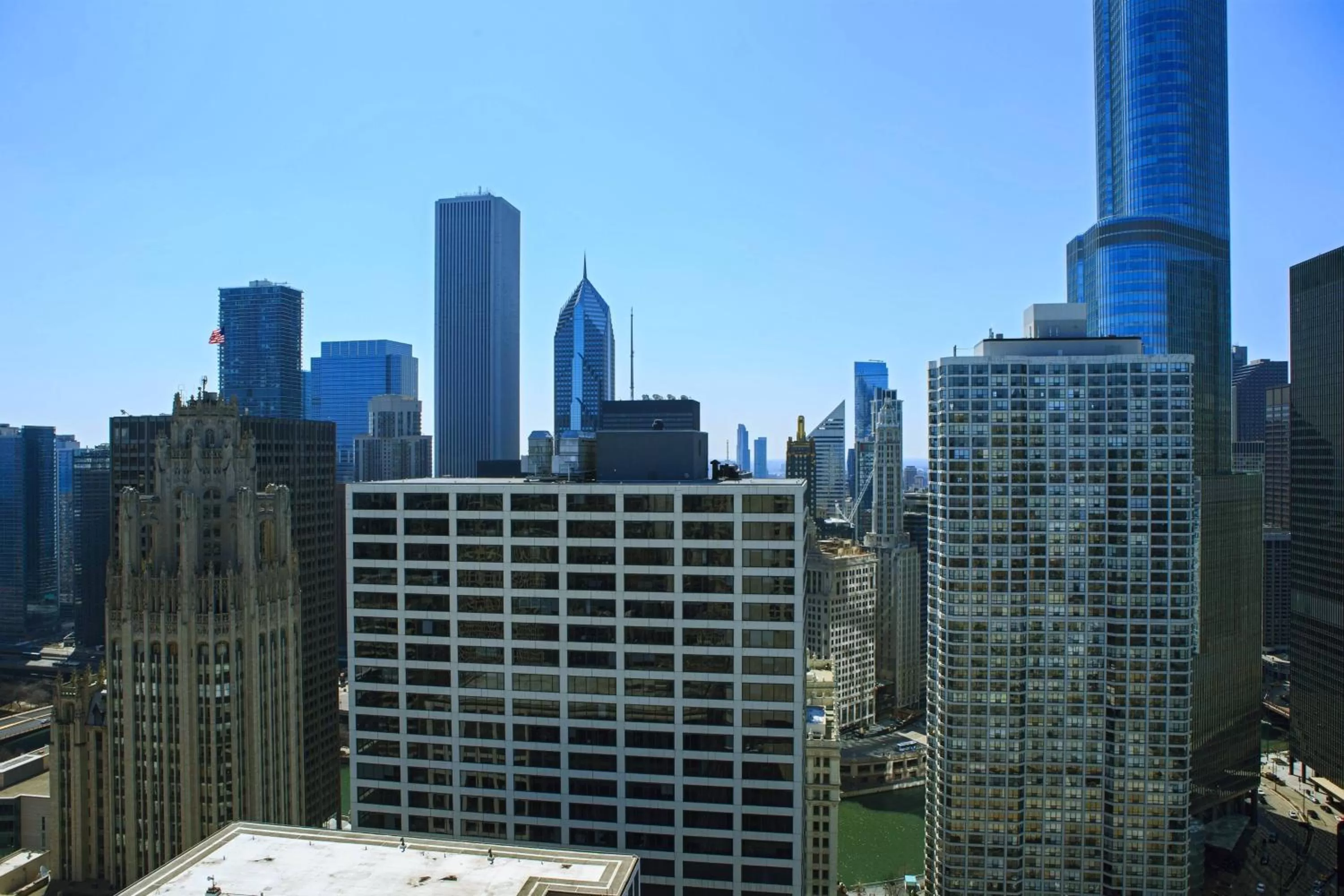 Photo of the whole room in Chicago Marriott Downtown Magnificent Mile