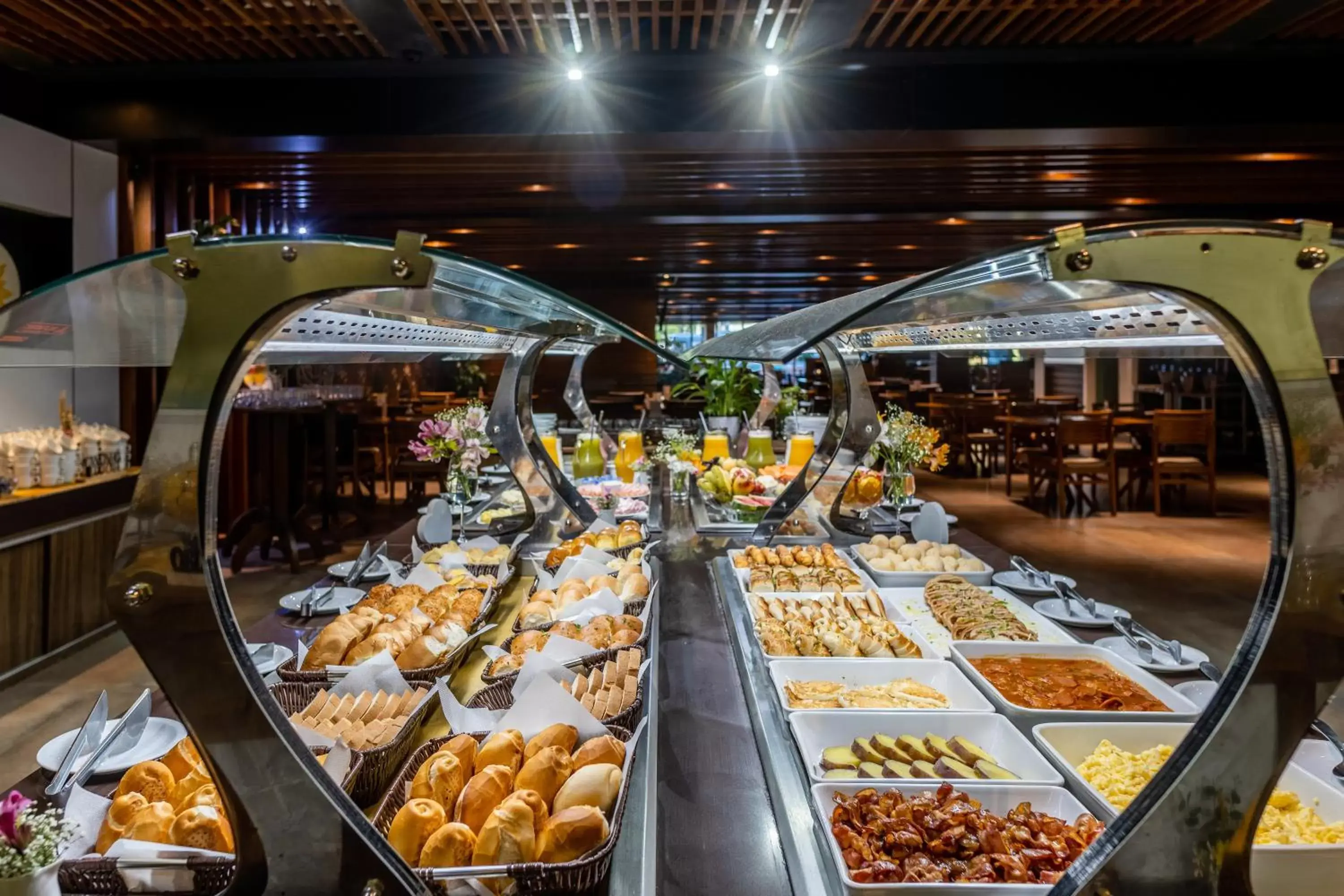 Restaurant/places to eat in Paradiso Corporate Restaurant/places to eat in Paradiso Corporate