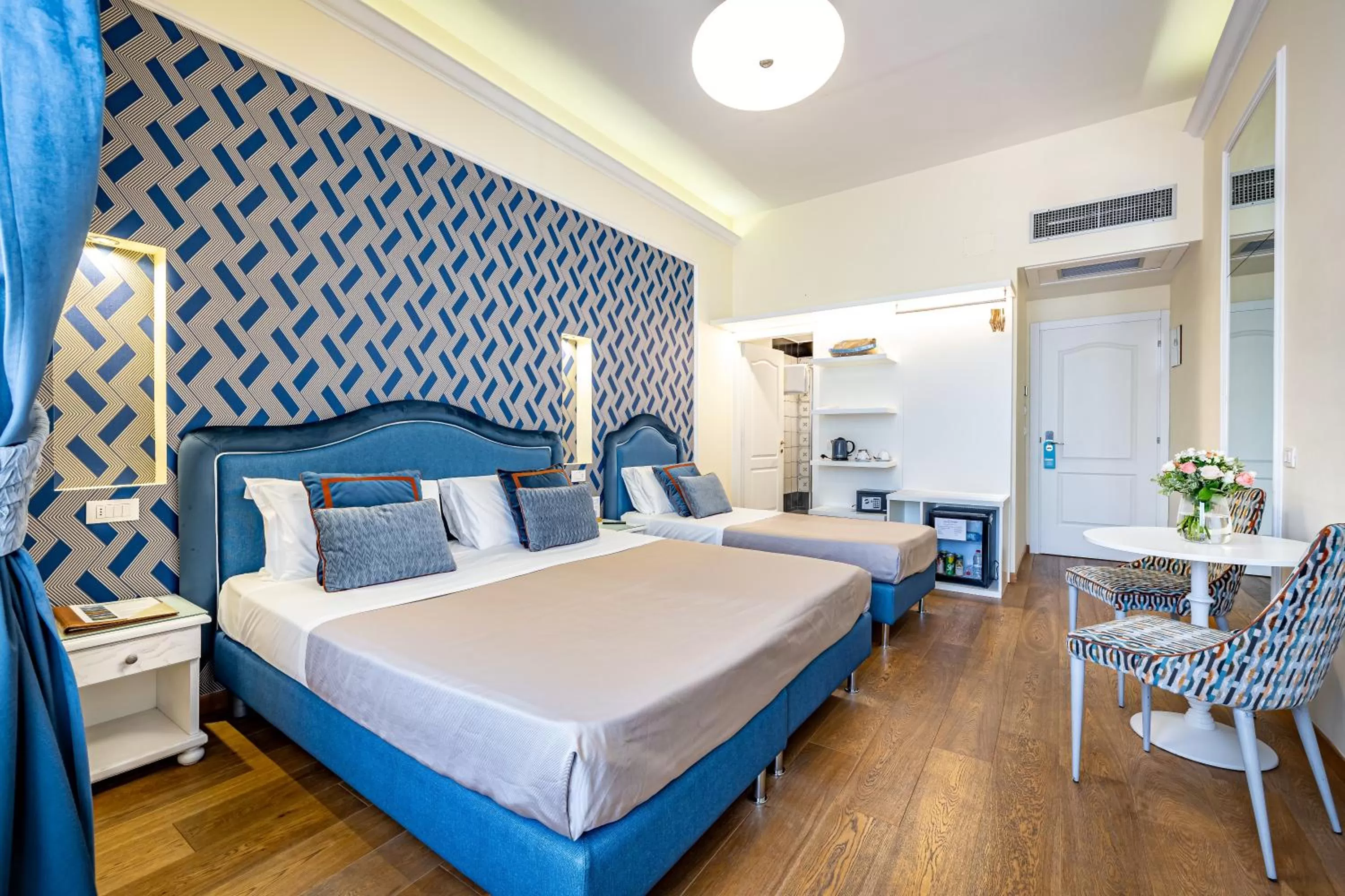 Bedroom, Bed in Hotel La Scaletta al Ponte Vecchio