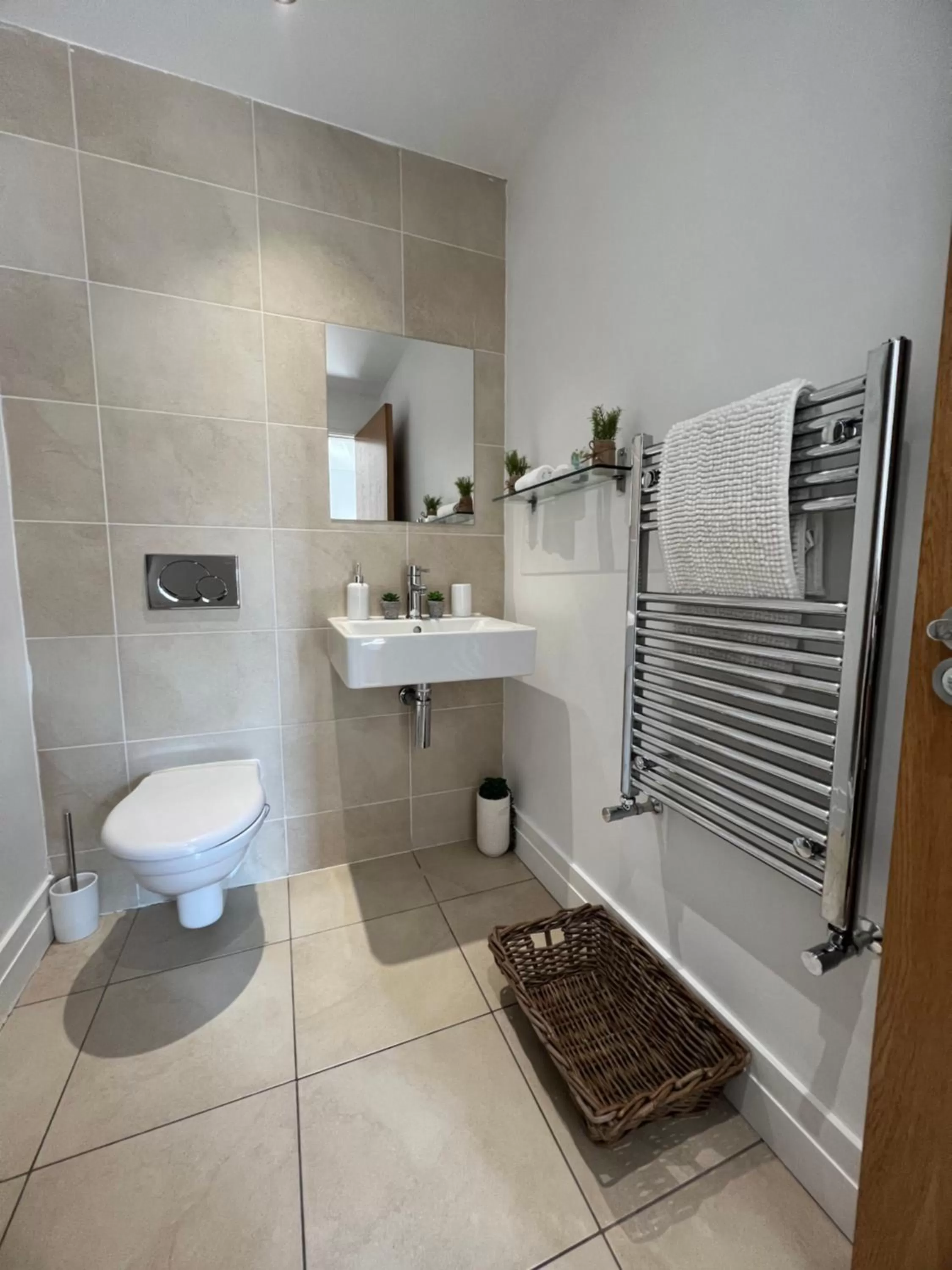 Bathroom in ROTTERDAM BED & BREAKFAST