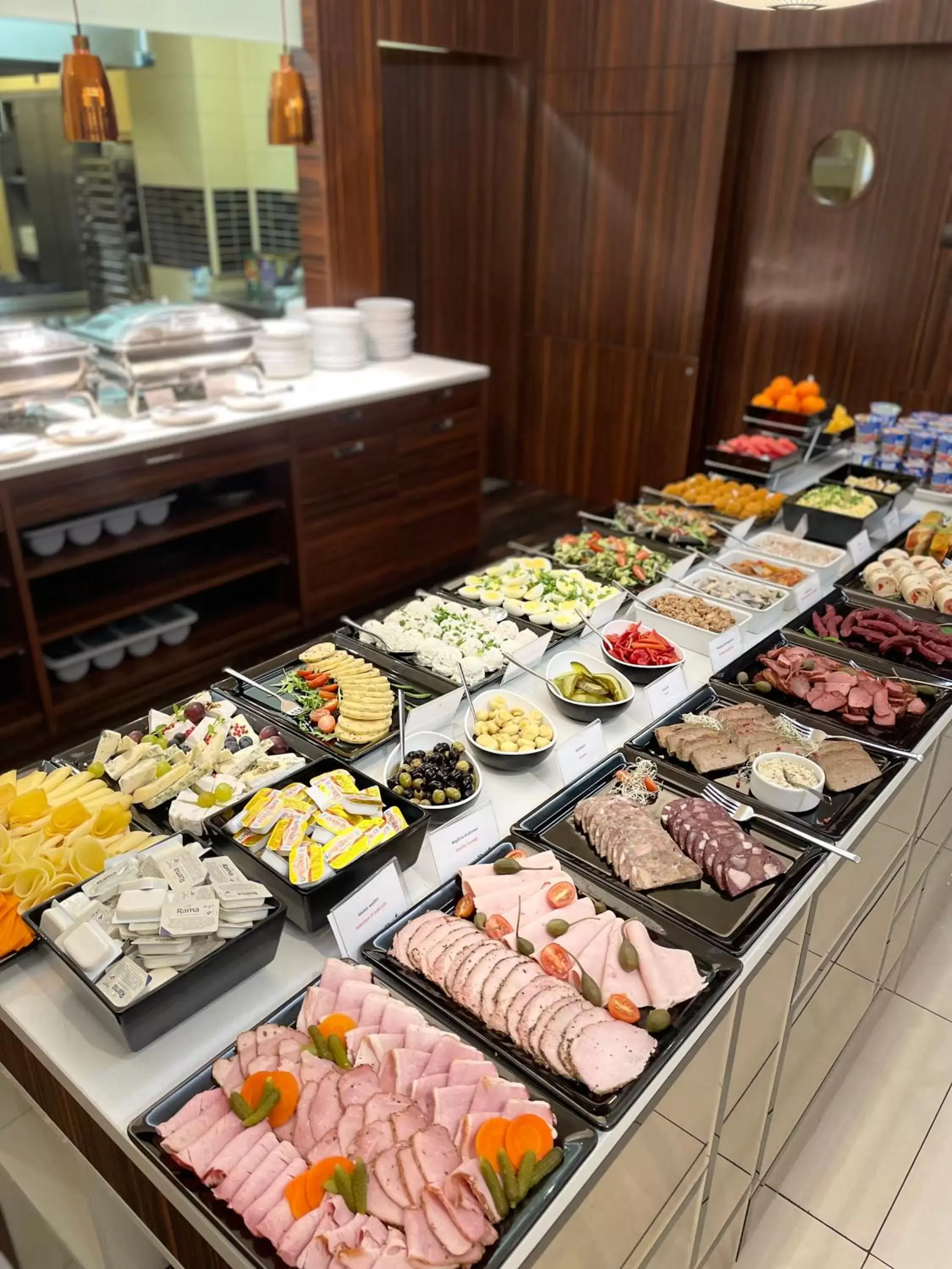 Breakfast, Food in Hotel DeSilva Premium Opole