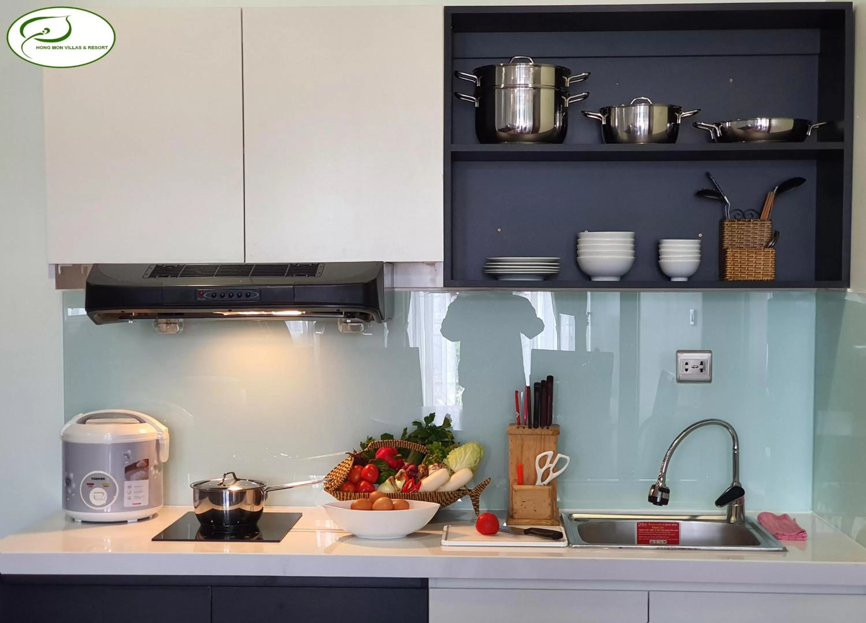 Kitchen or kitchenette in Hong Mon Villa