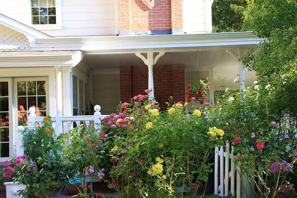 Property building in Inn at Occidental