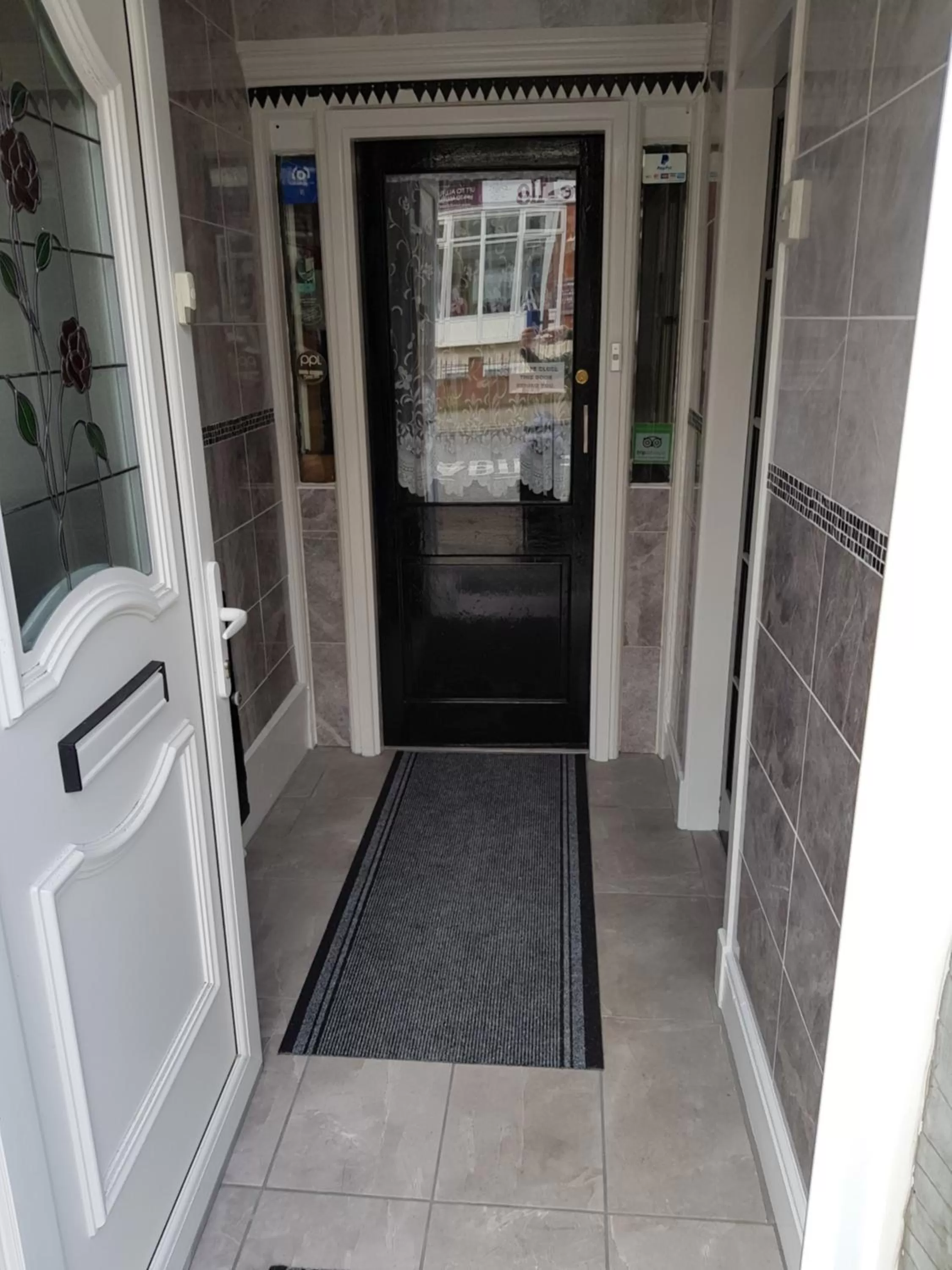 Facade/entrance in Montgomery Hotel