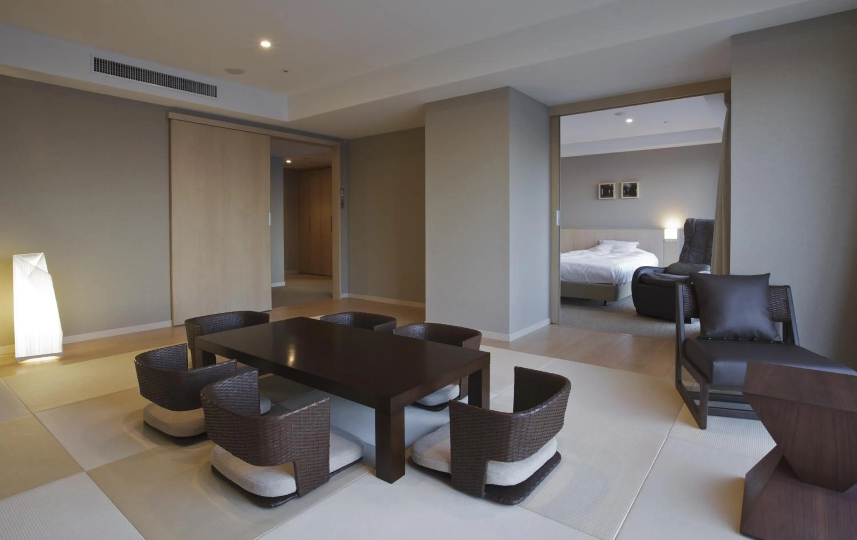 Photo of the whole room, Bed in Atami Seaside Spa & Resort