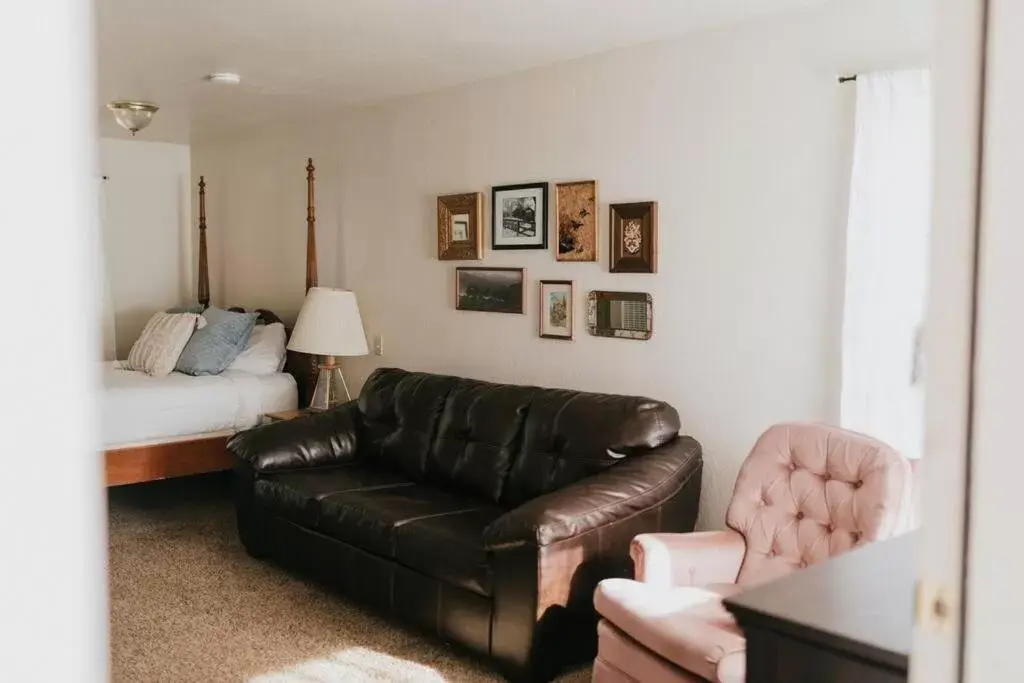 Bungalow in The Long Barn Lodge Bungalow in The Long Barn Lodge