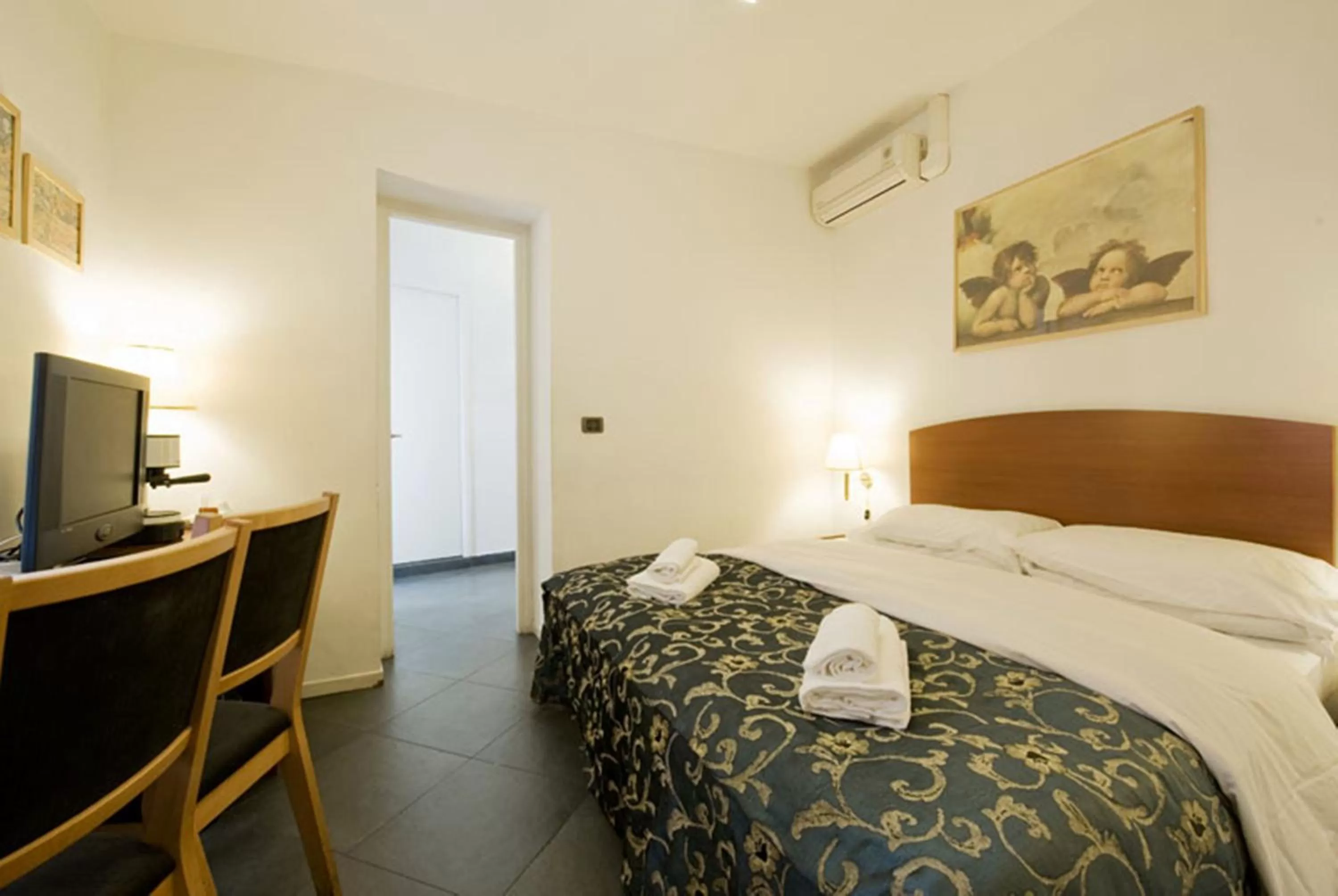Bed in B&B Ventisei Scalini A Trastevere