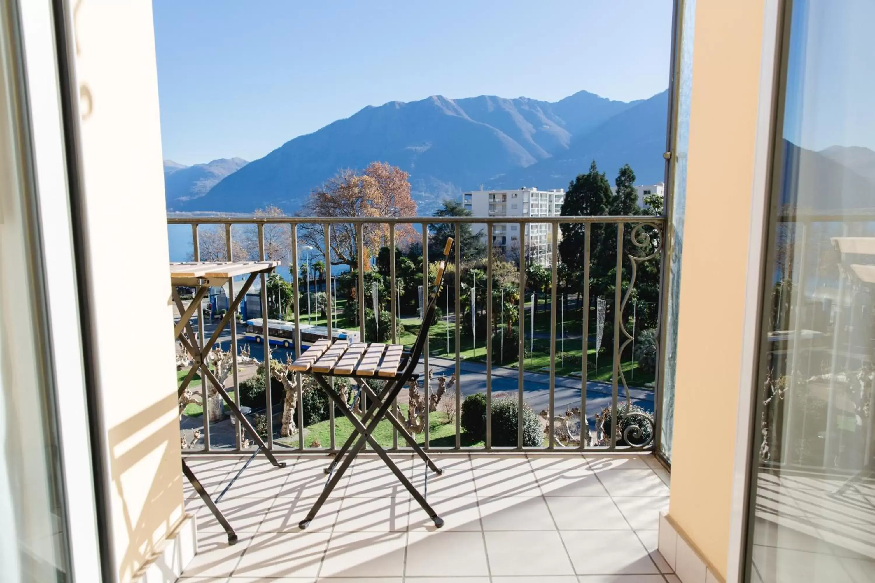 Balcony/Terrace, Pool View in Hotel Du Lac