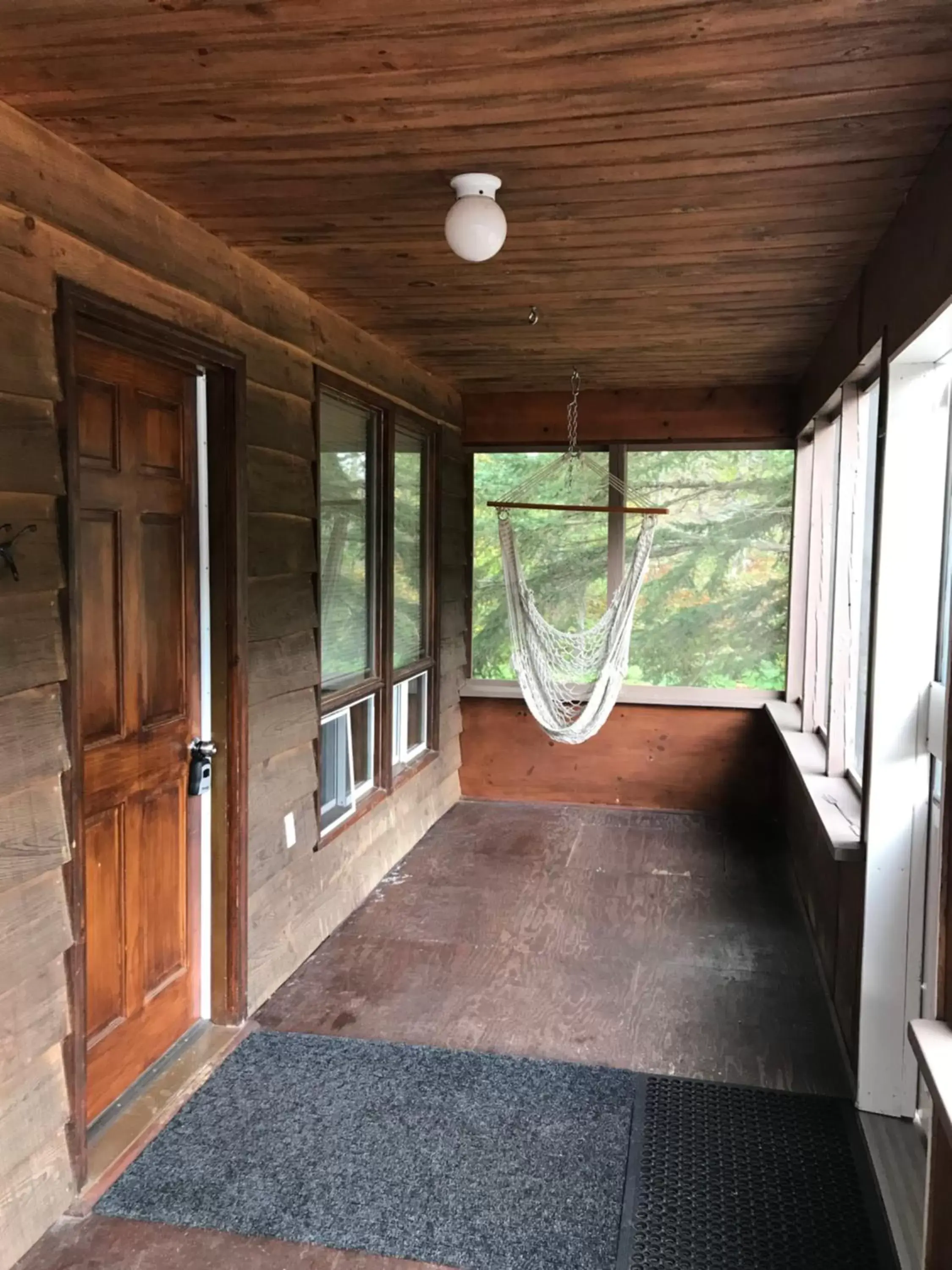 Patio in Hush Lodge and Cottages