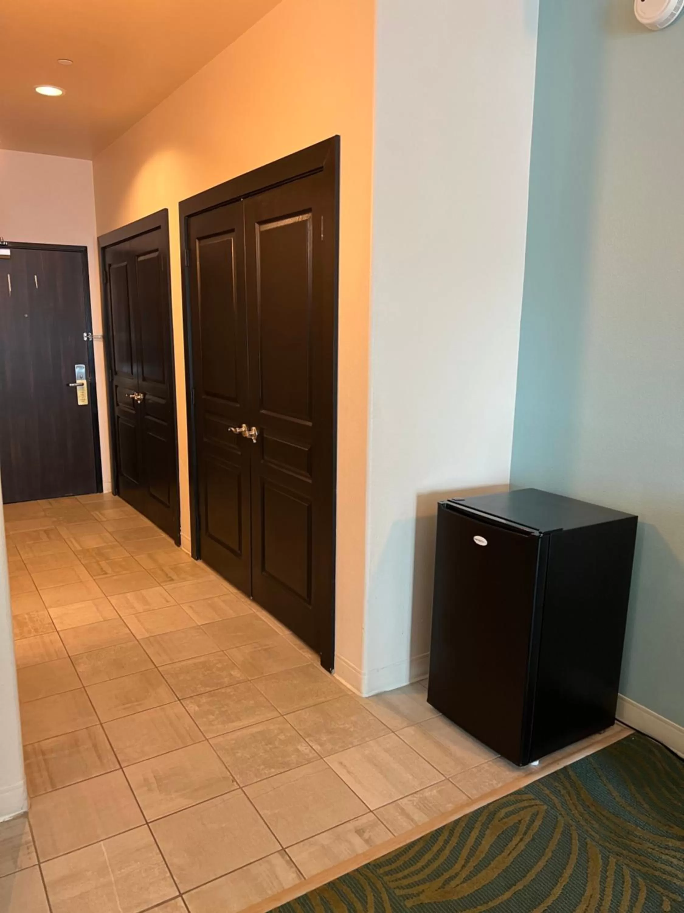 Sunchase Inn & Suites