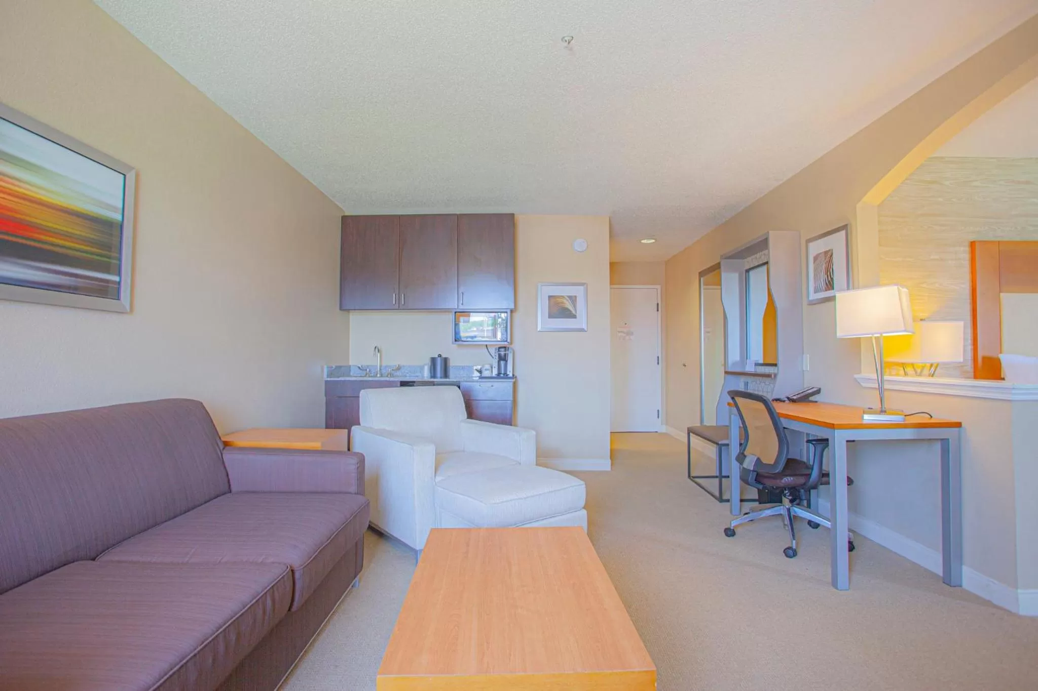 Photo of the whole room in Holiday Inn & Suites Spring - The Woodlands