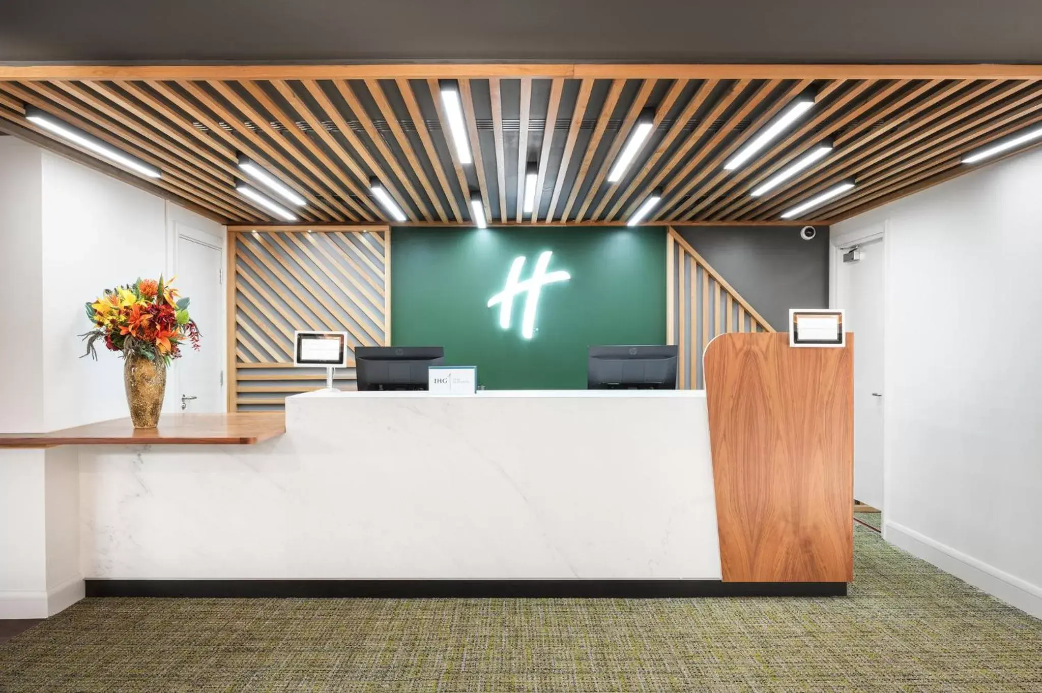 Property building in Holiday Inn Rochester-Chatham by IHG Property building in Holiday Inn Rochester-Chatham by IHG