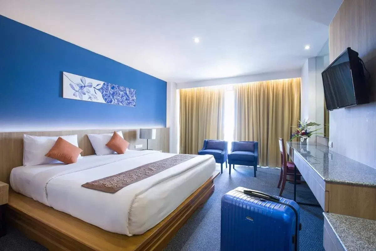 Nearby landmark, Bed in Royal Palace Hotel Nearby landmark, Bed in Royal Palace Hotel