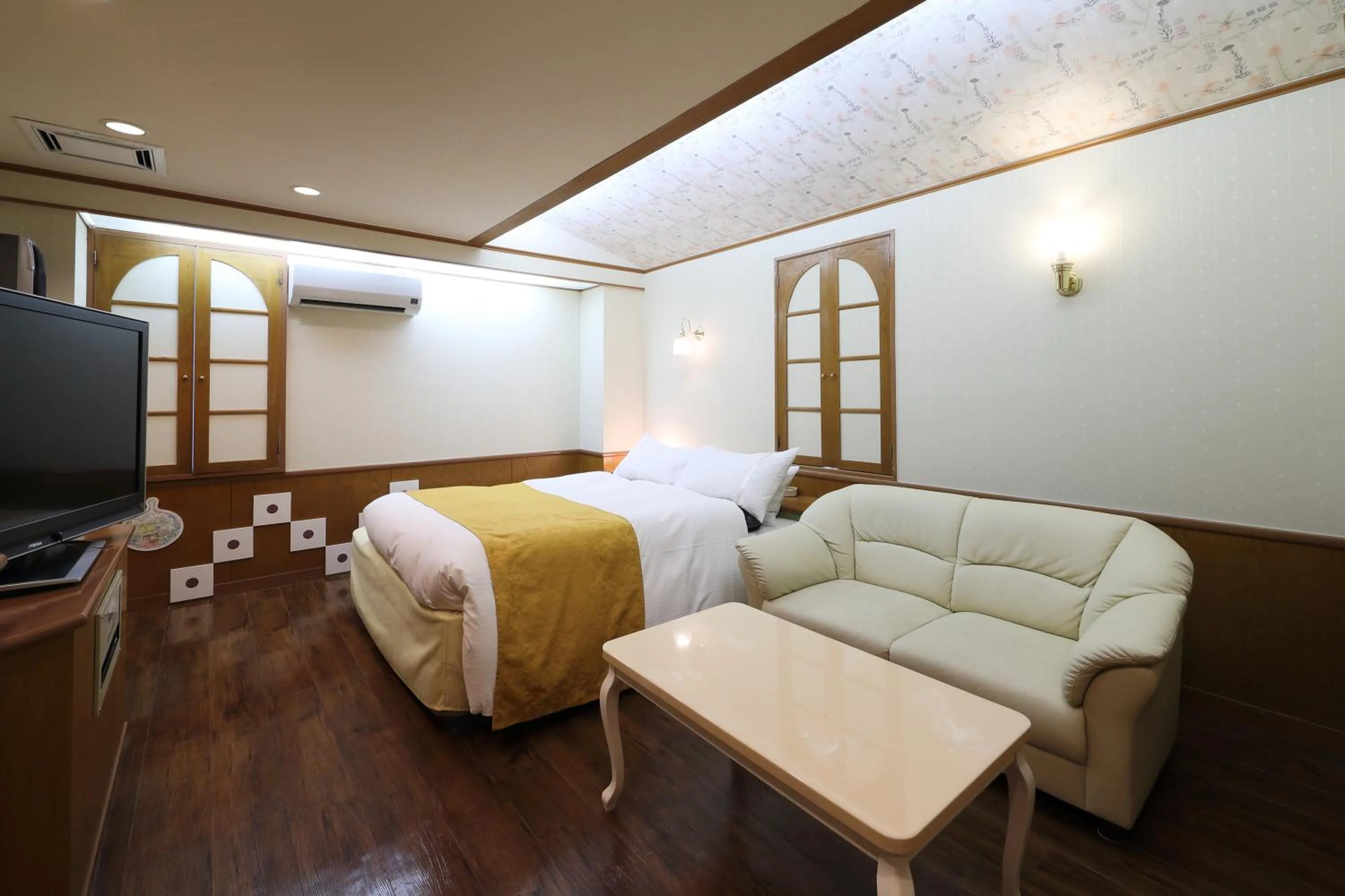 Photo of the whole room, Bed in Hotel Fine Garden Okayama II