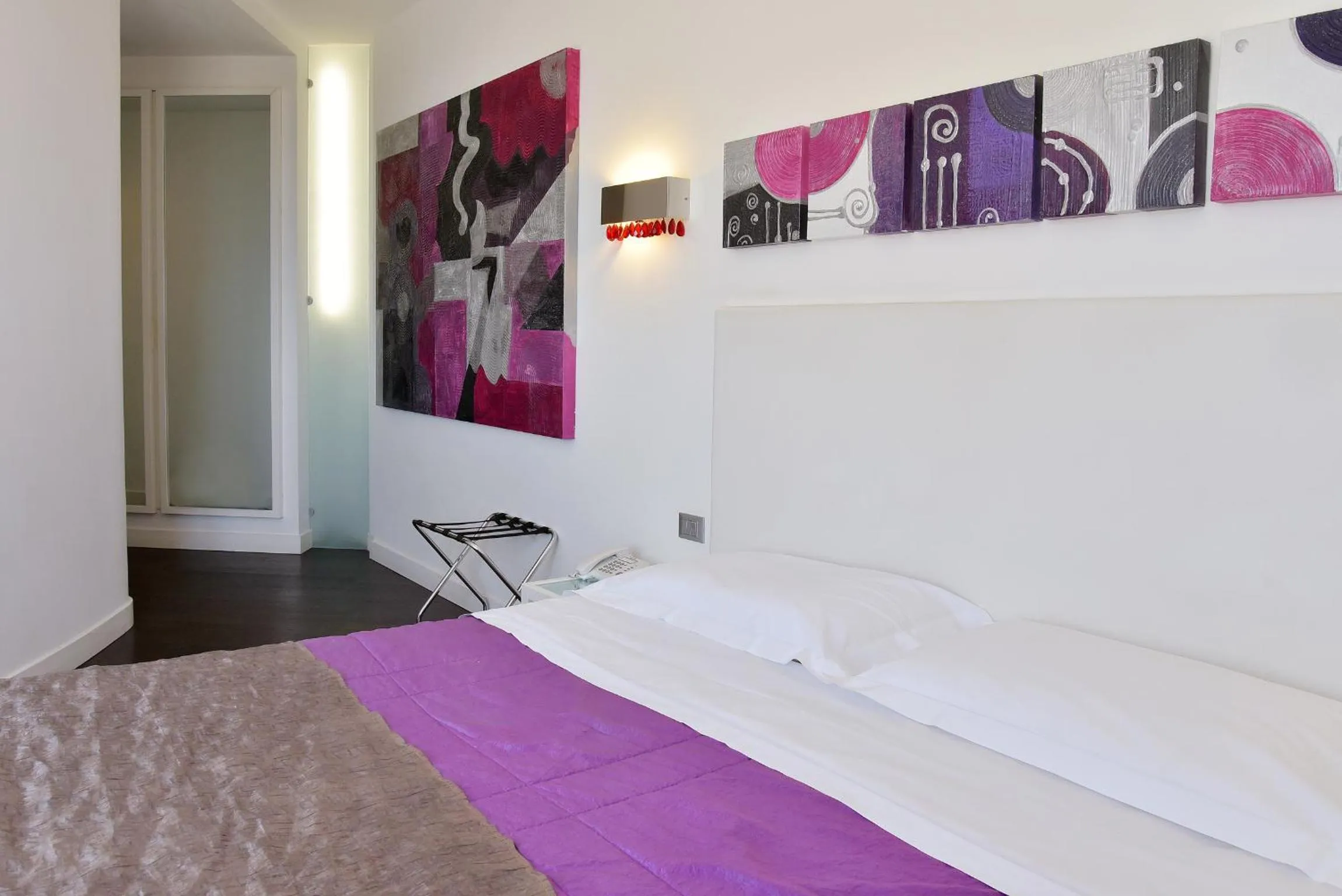 Bedroom, Bed in Hotel Exclusive