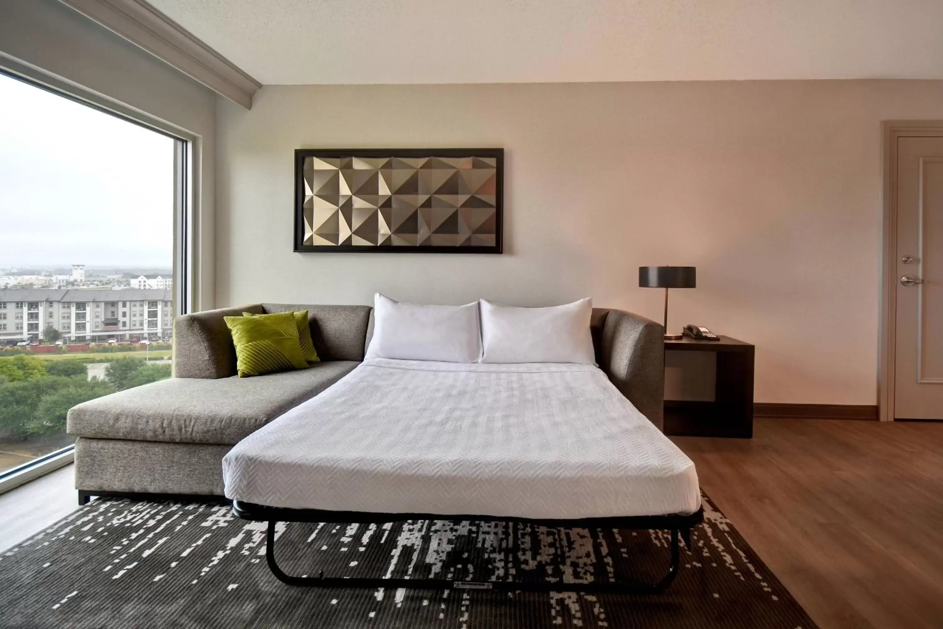 Bedroom, Bed in Dallas/Fort Worth Marriott Hotel & Golf Club at Champions Circle