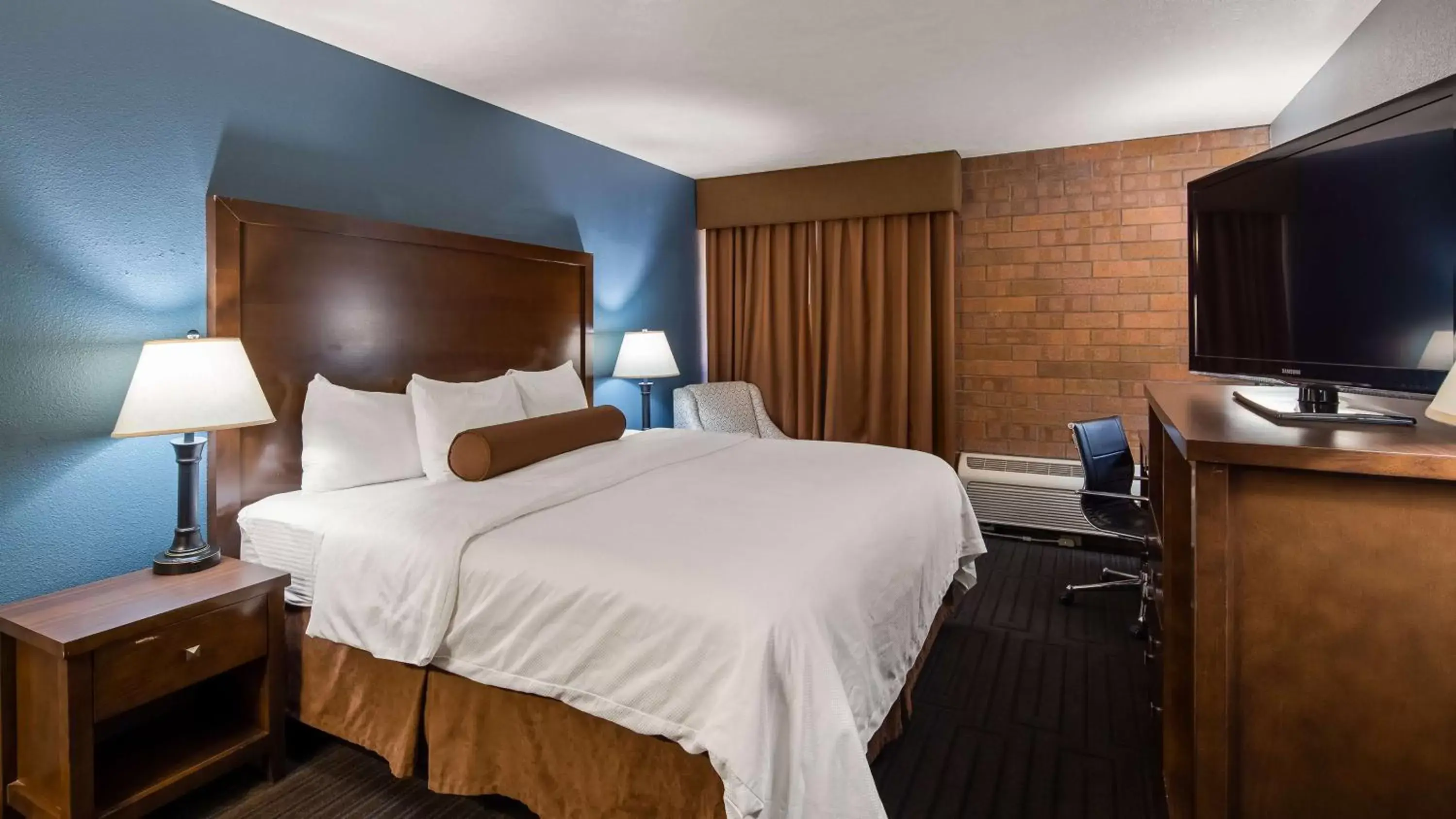 TV and multimedia, Bed in Best Western Pocatello Inn