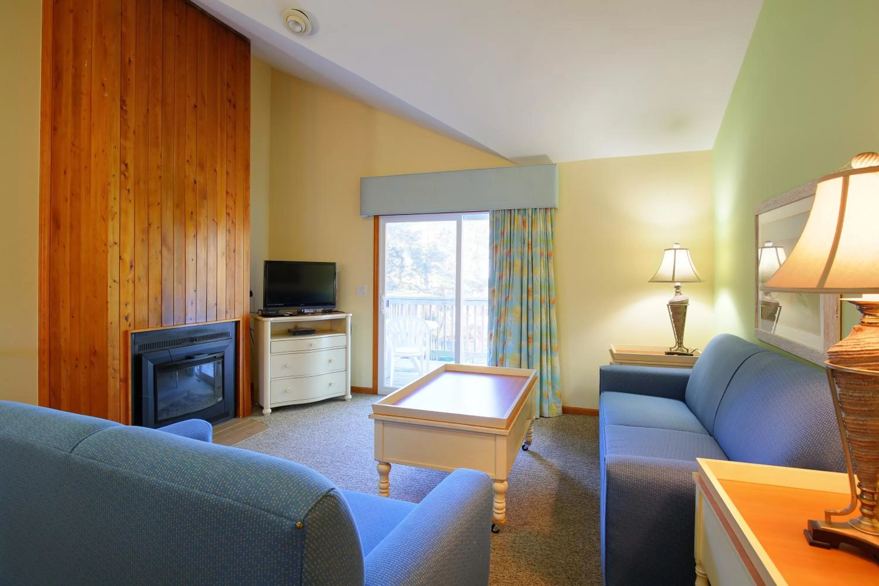 Living room in Ocean Pines Resort