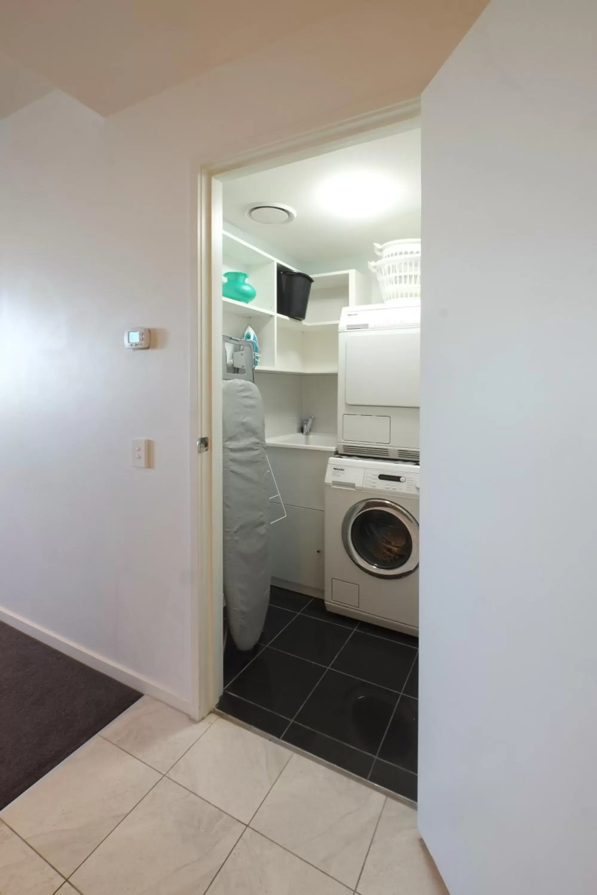 Area and facilities, Bathroom in ACD Apartments