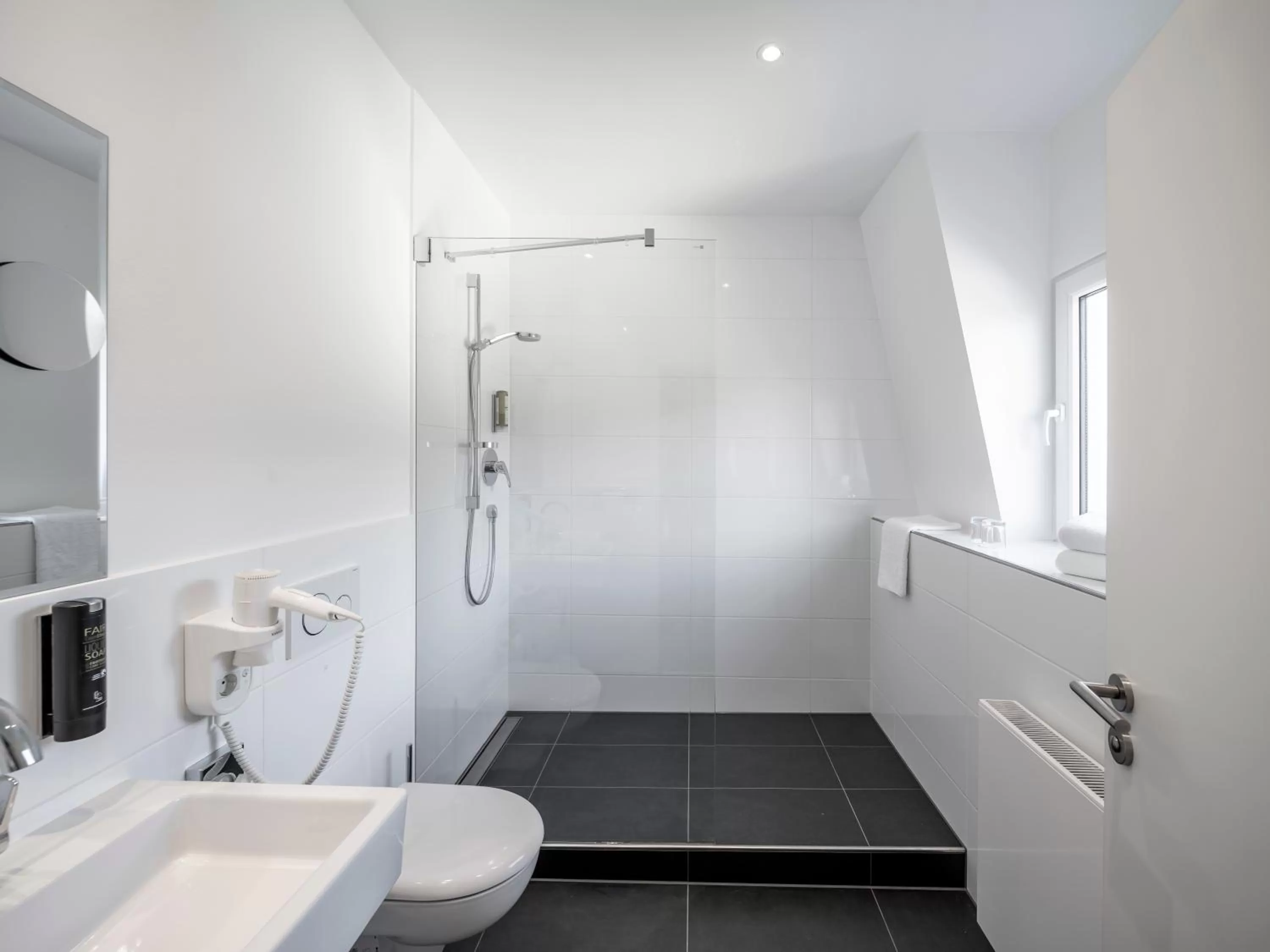 Shower in acor Boutique Hotel