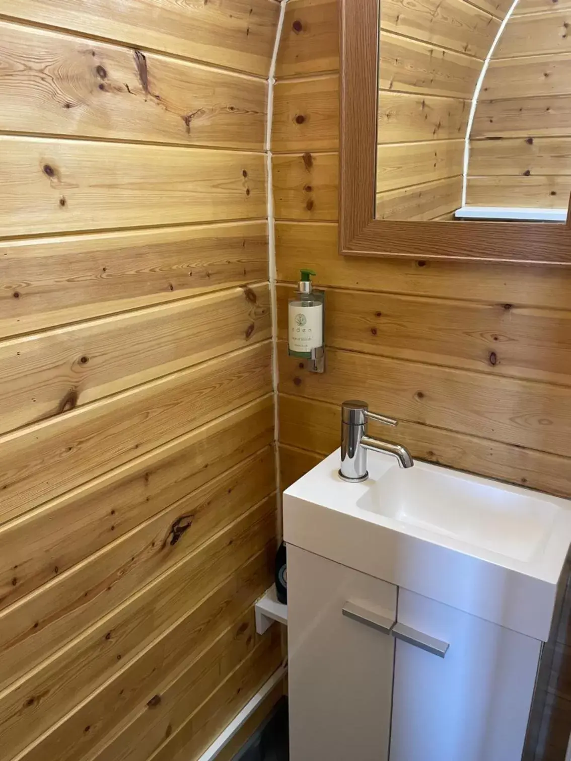 Bathroom in Sea and Mountain View Luxury Glamping Pods Heated