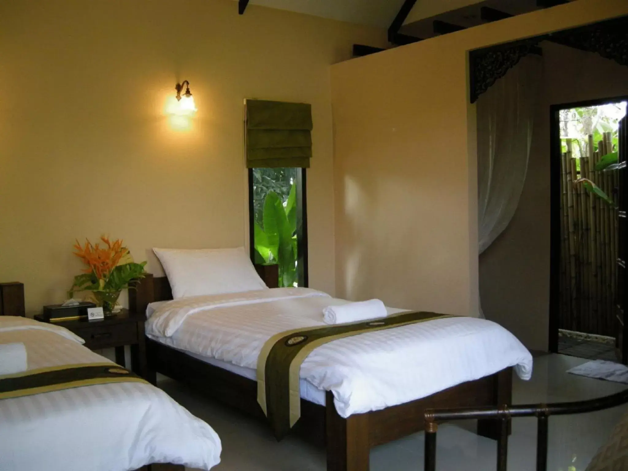 Bed in Baan Thai House