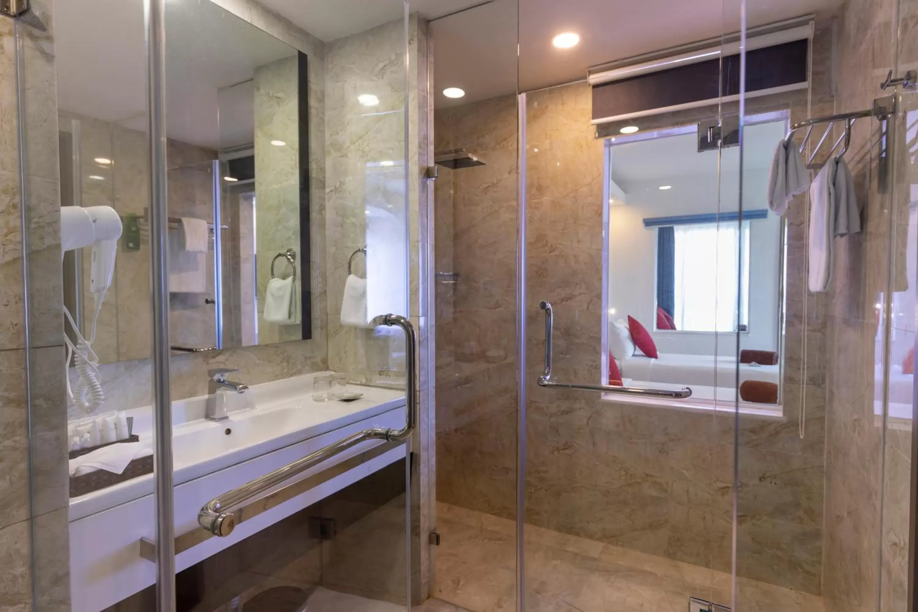 Shower, Bathroom in Swandor Cam Ranh Resort-Ultra All Inclusive