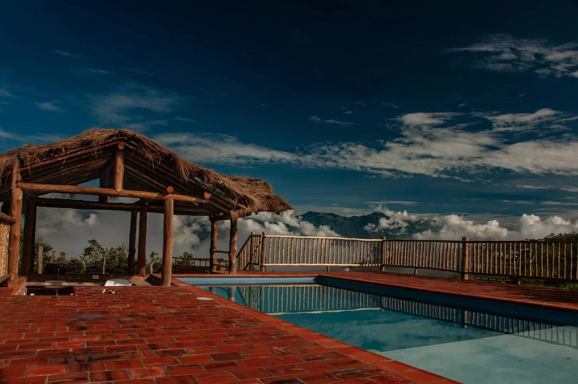 Swimming pool in Serrania del Viento