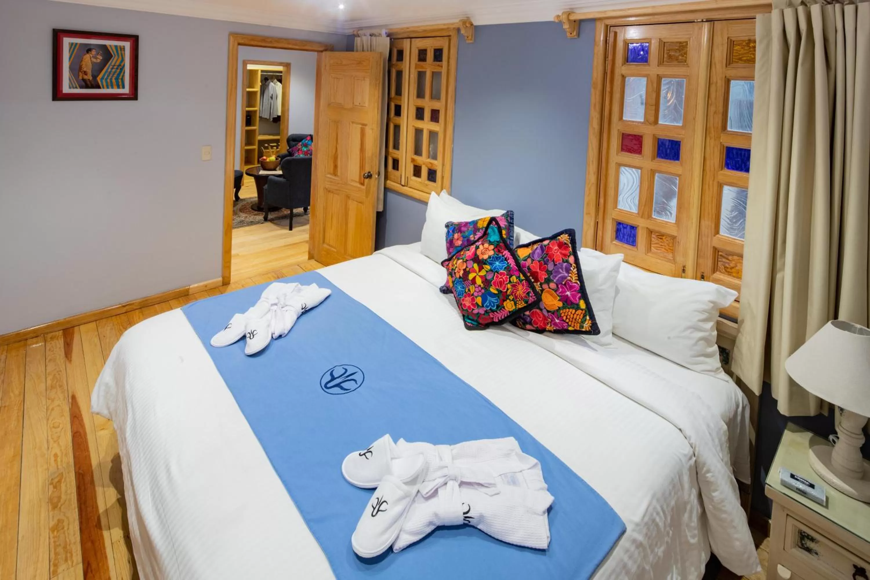 Photo of the whole room, Bed in Hotel Parque México Suites at Condesa