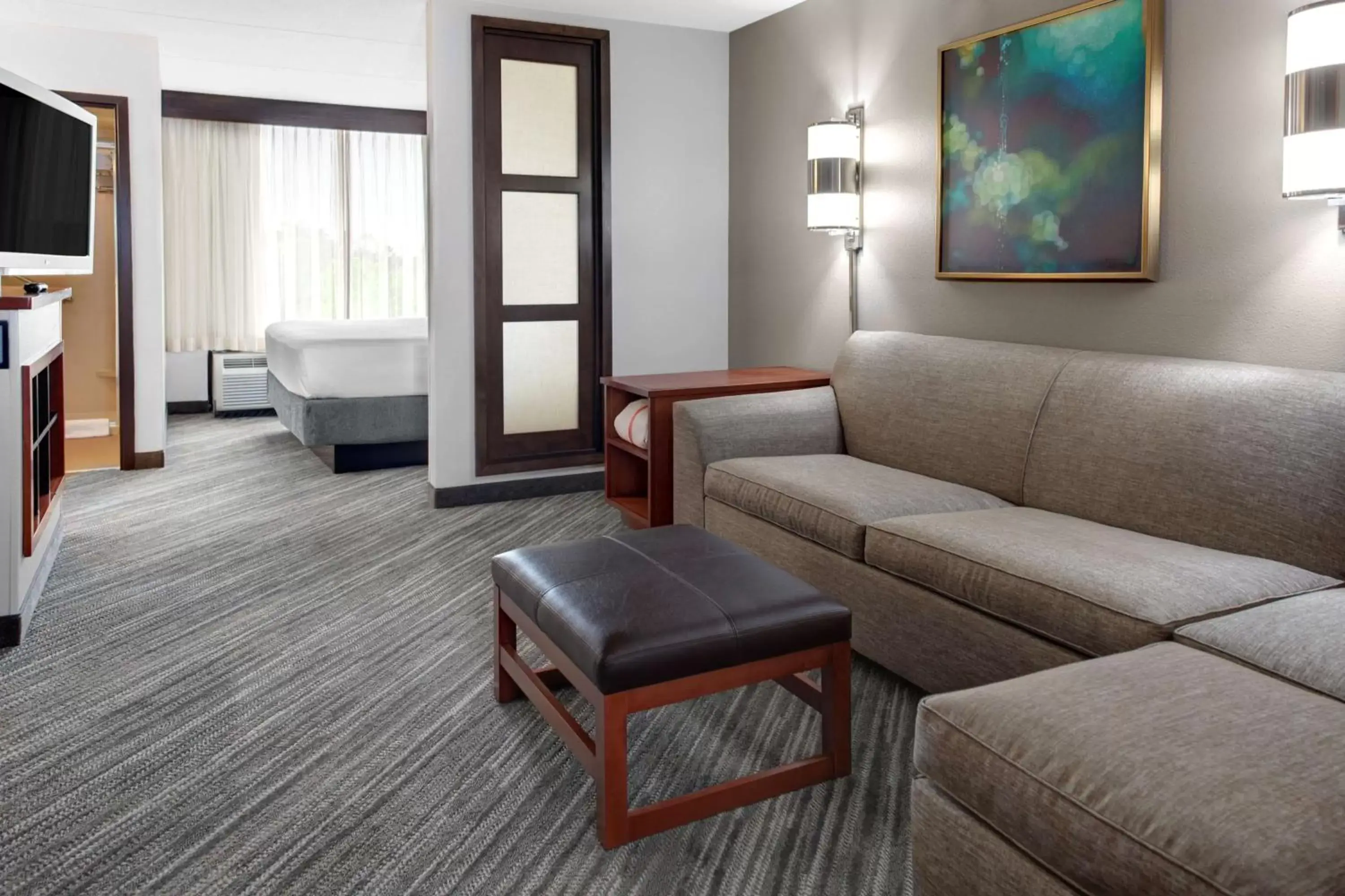 Bedroom, Seating Area in Hyatt Place Oklahoma City Airport