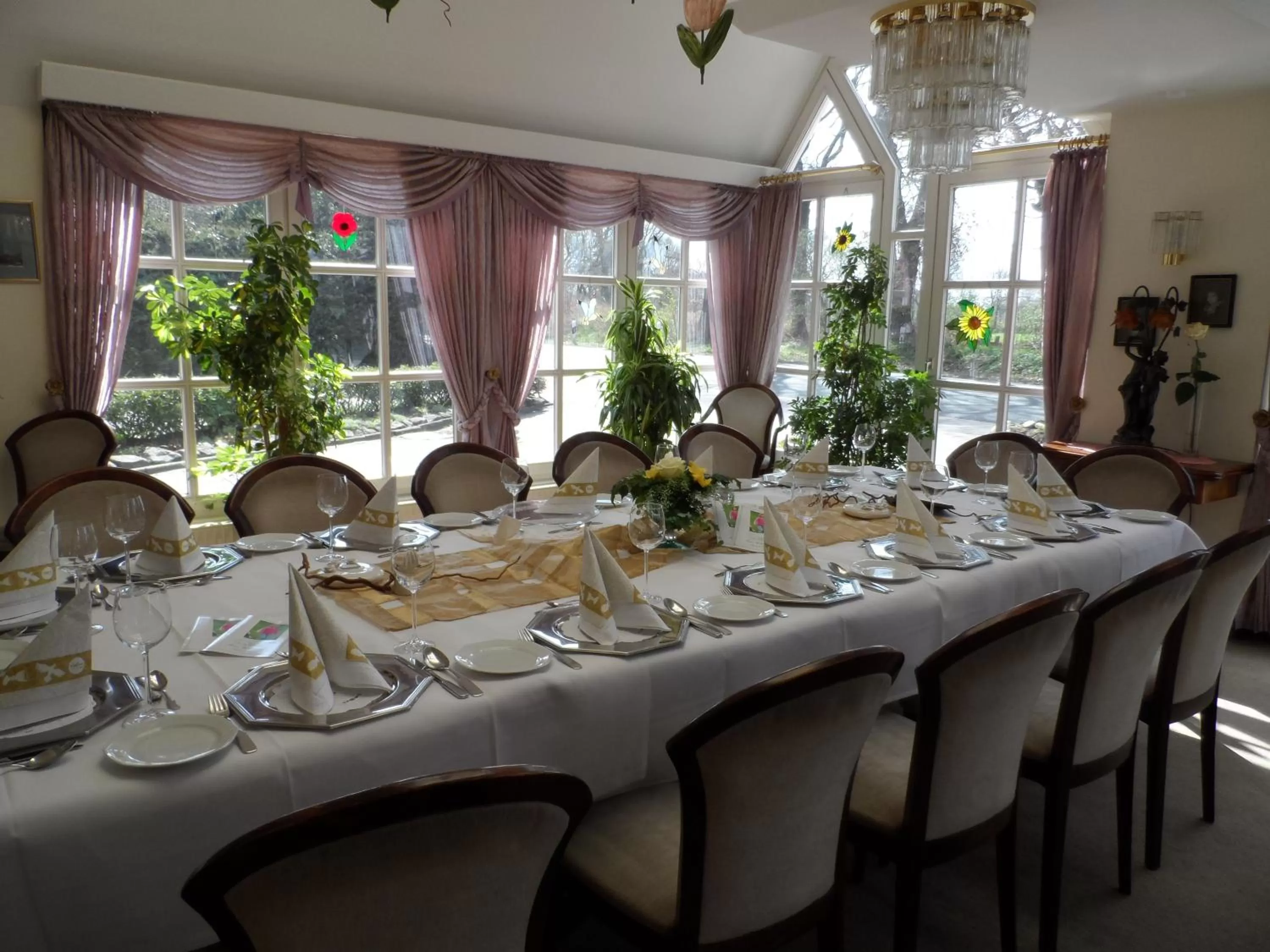Dining area in Hotel Waldquelle