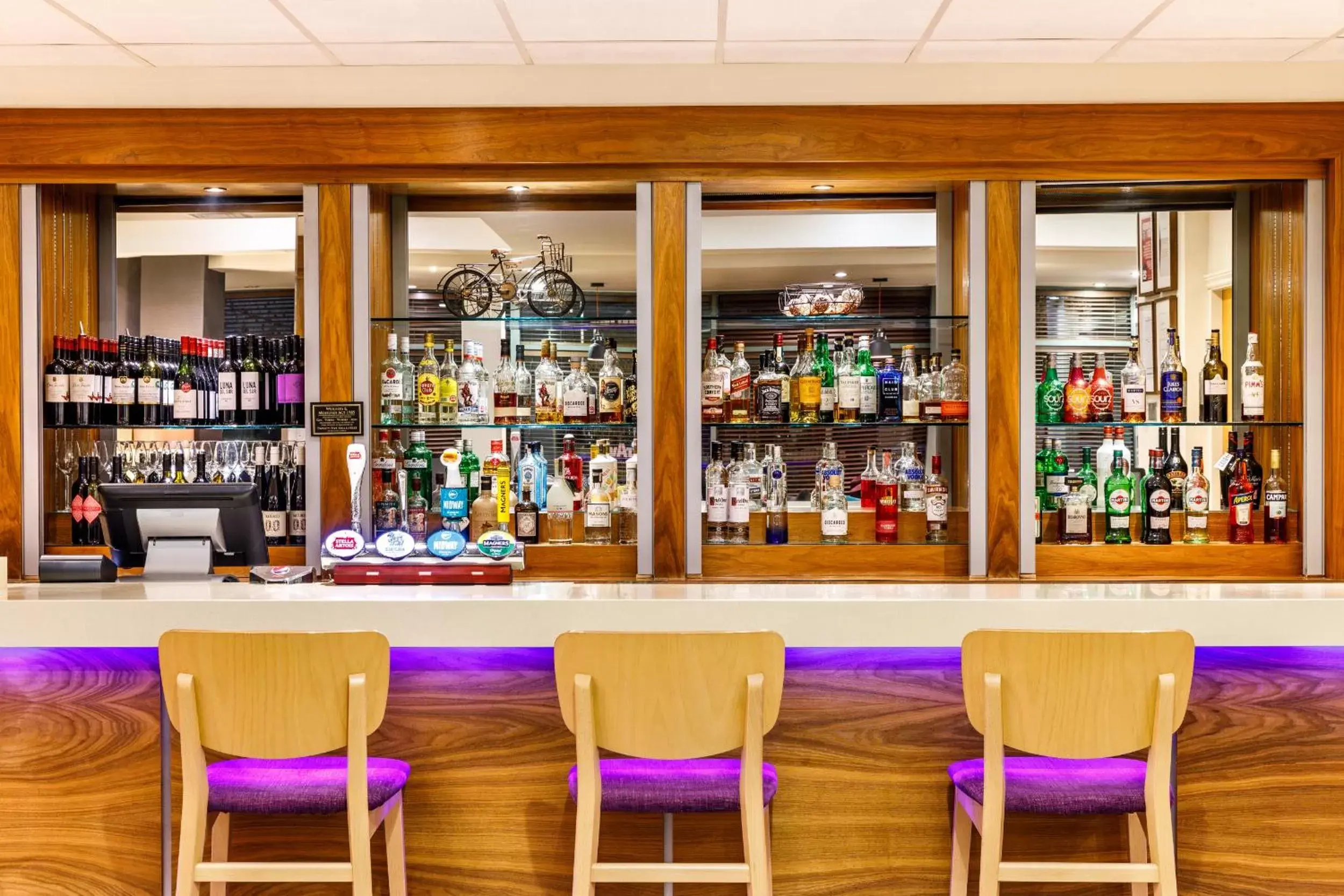 Lounge or bar, Lounge/Bar in Mercure Sheffield Parkway