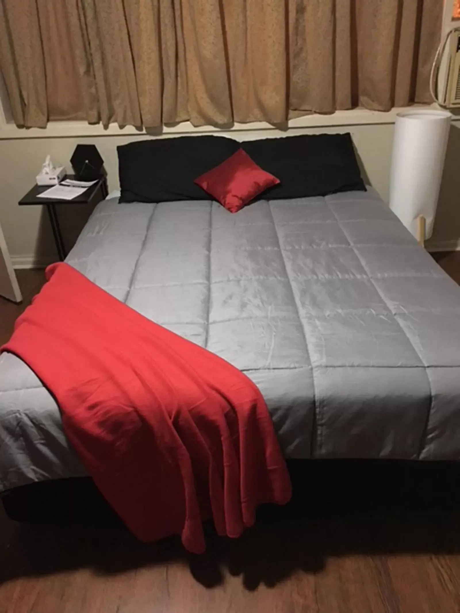 Bed in Edward River Hotel