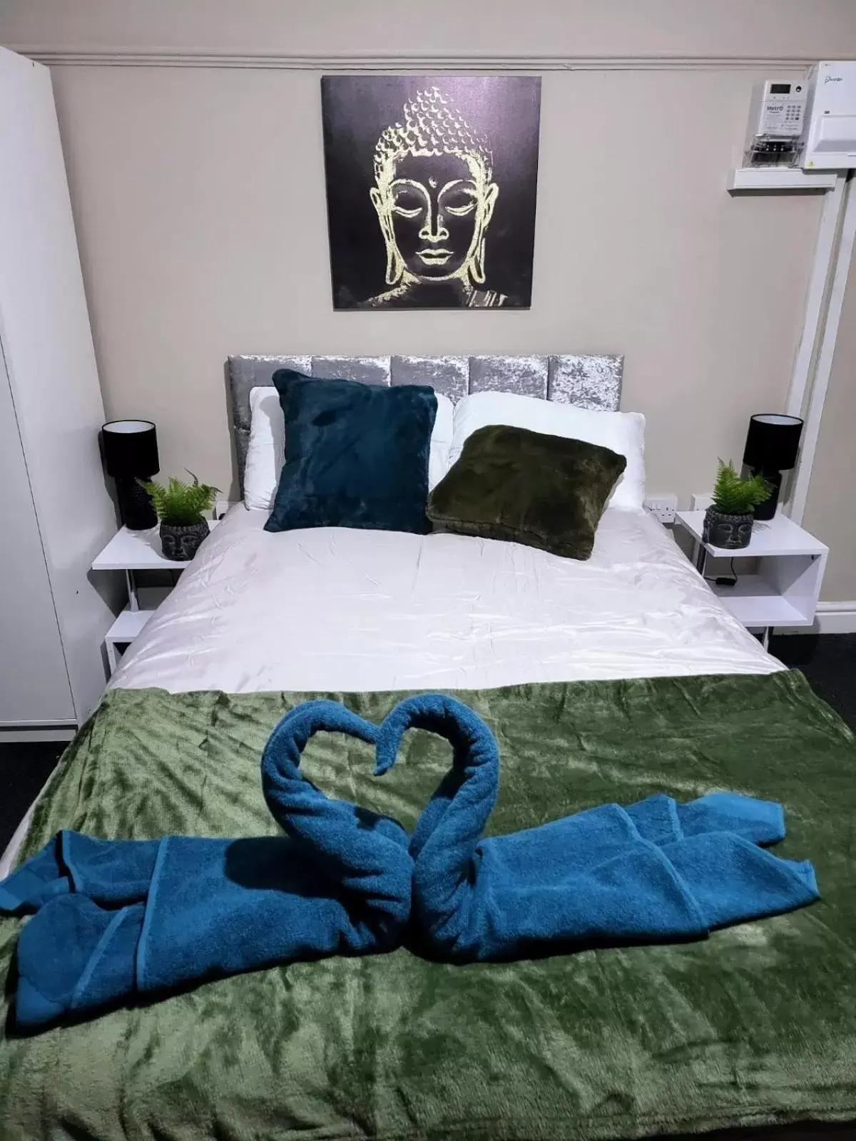 Bed in Easy Living Nottingham - Burns Street