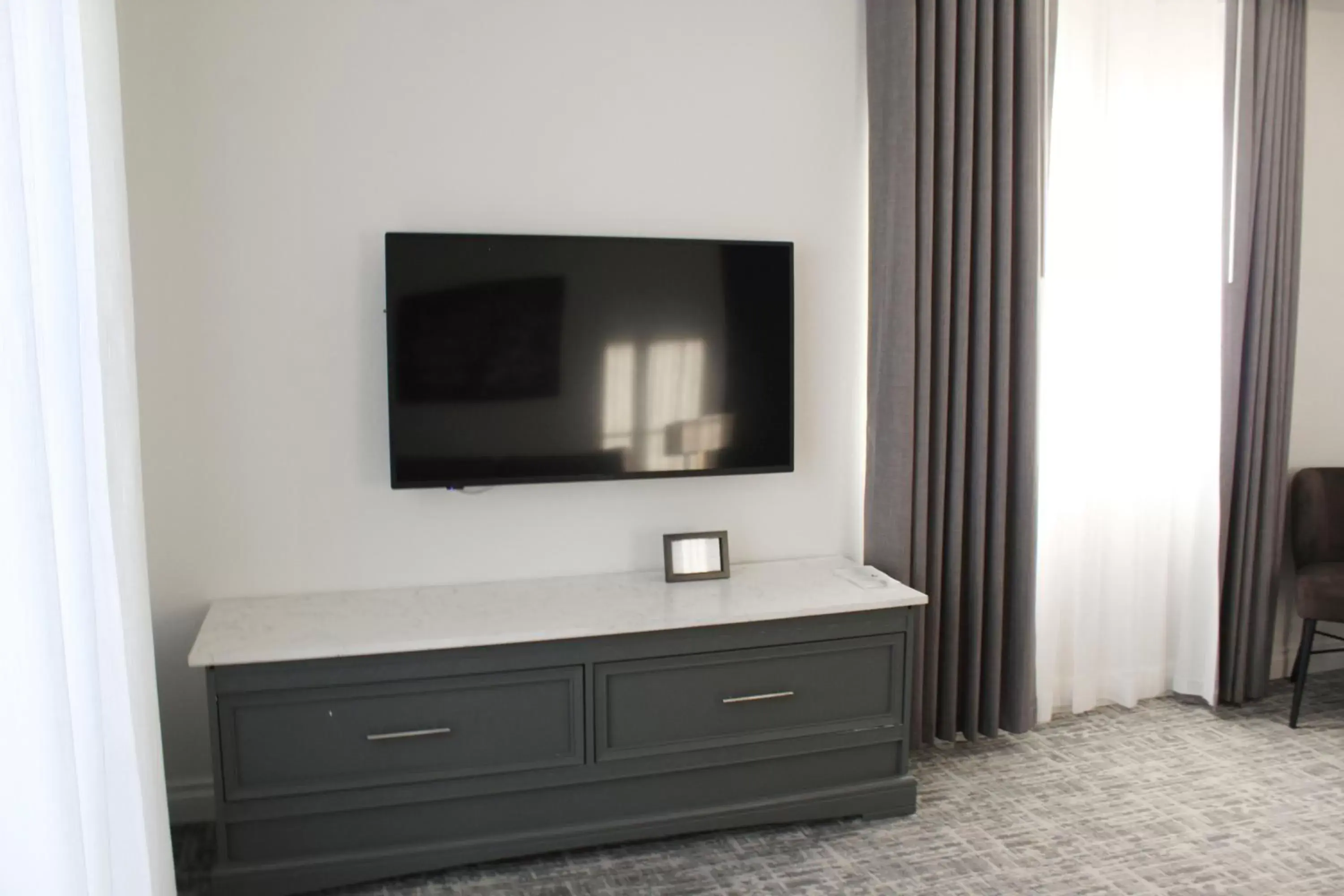 TV/Entertainment Center in Vinland Hotel and Lounge