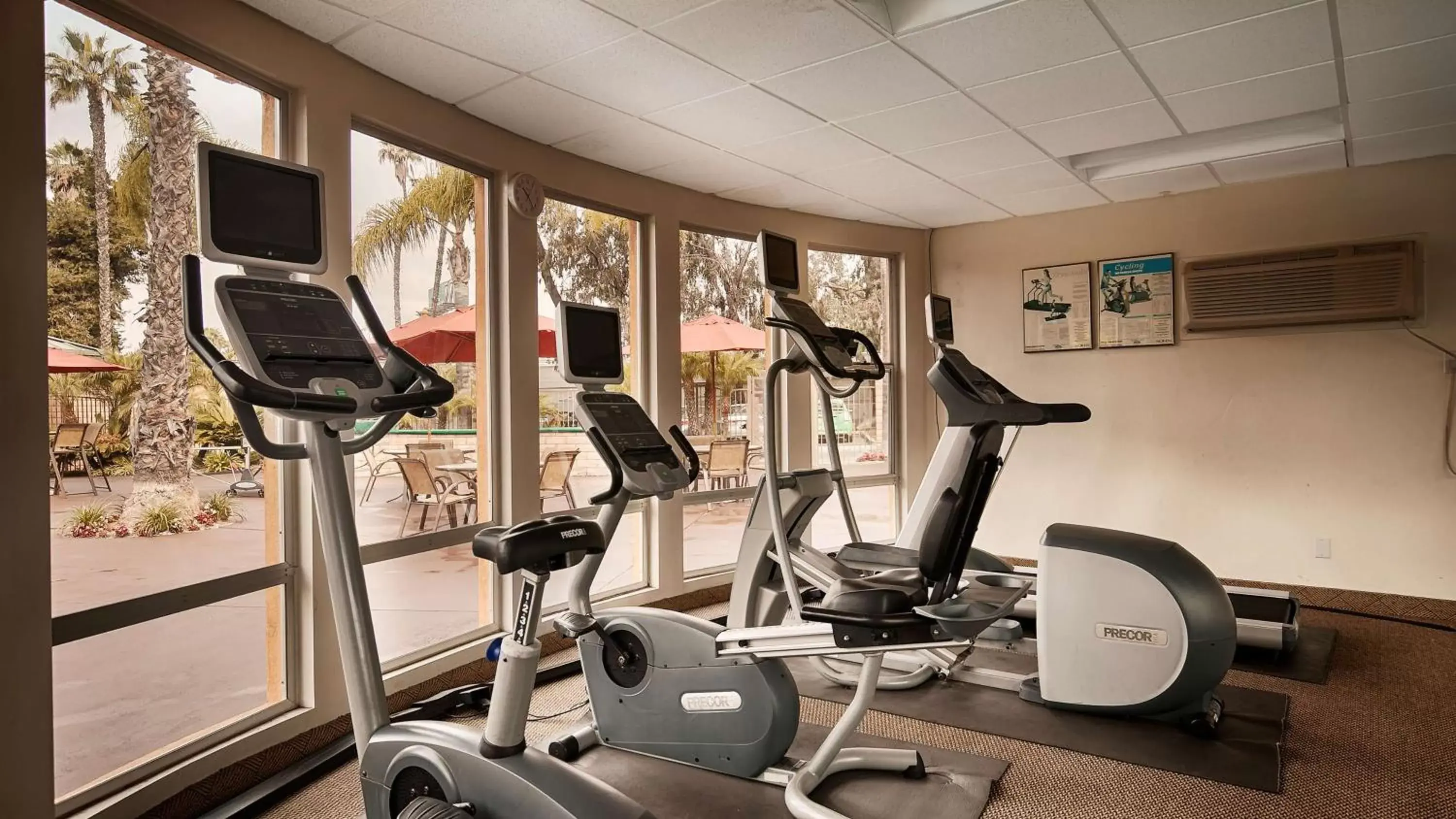 Fitness centre/facilities in Best Western Seven Seas