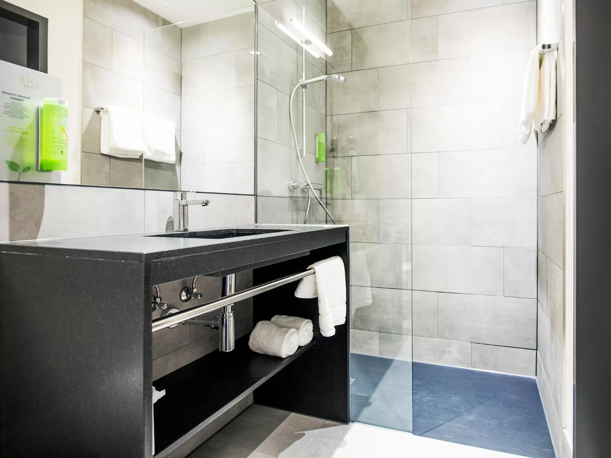 Bathroom in RiKu HOTEL Ulm