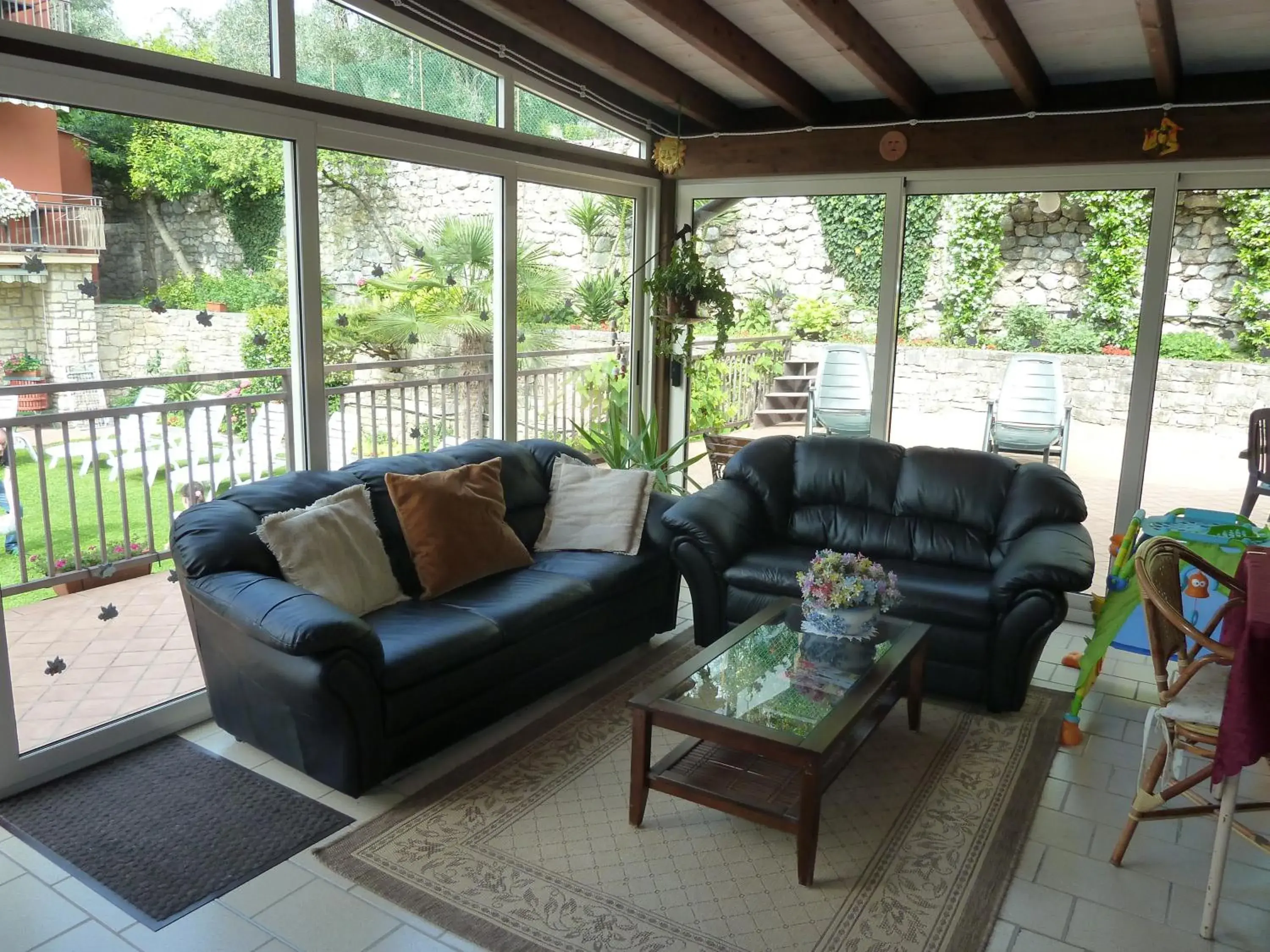 Patio, Seating Area in Albergo Casa Este