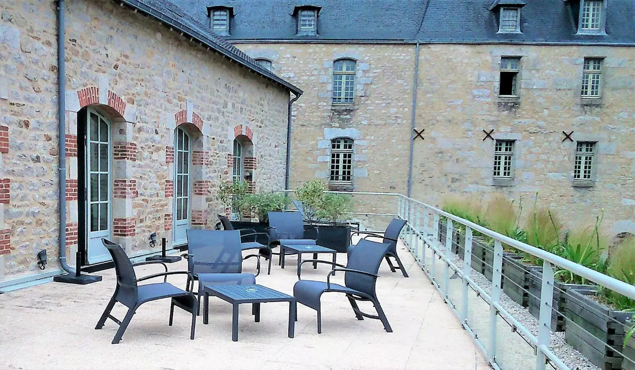 Balcony/Terrace in Hôtel Ginkgo - SPA Biloba