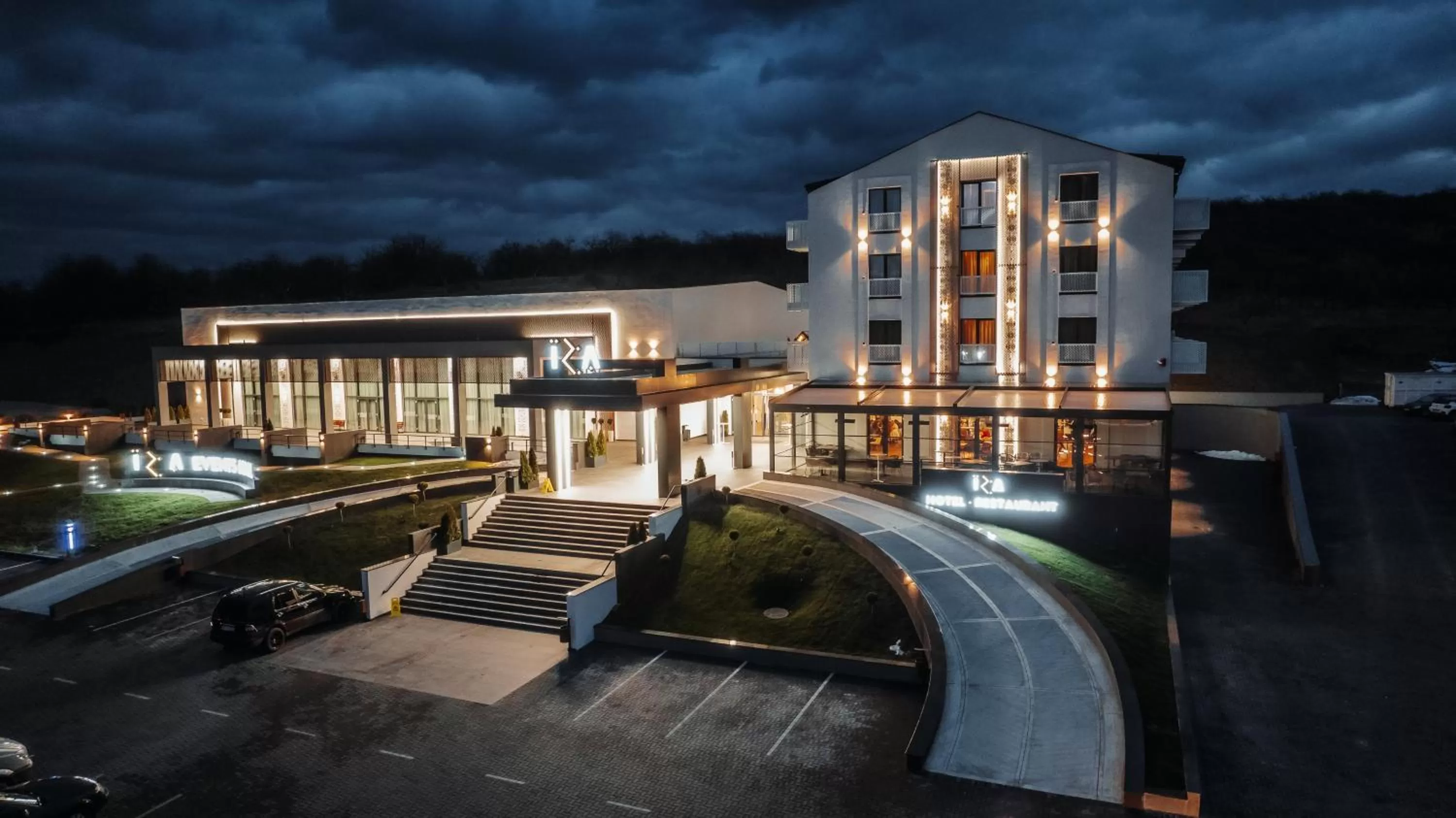 Property Building in Iza Hotel