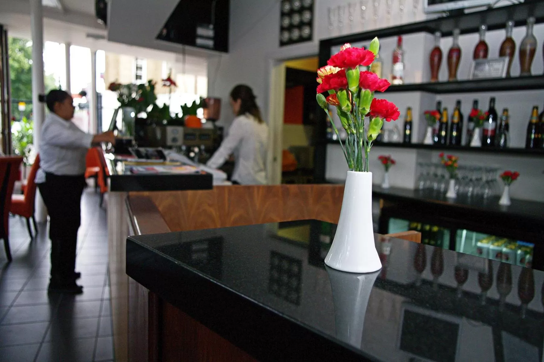 Lounge or bar in Islington Inn