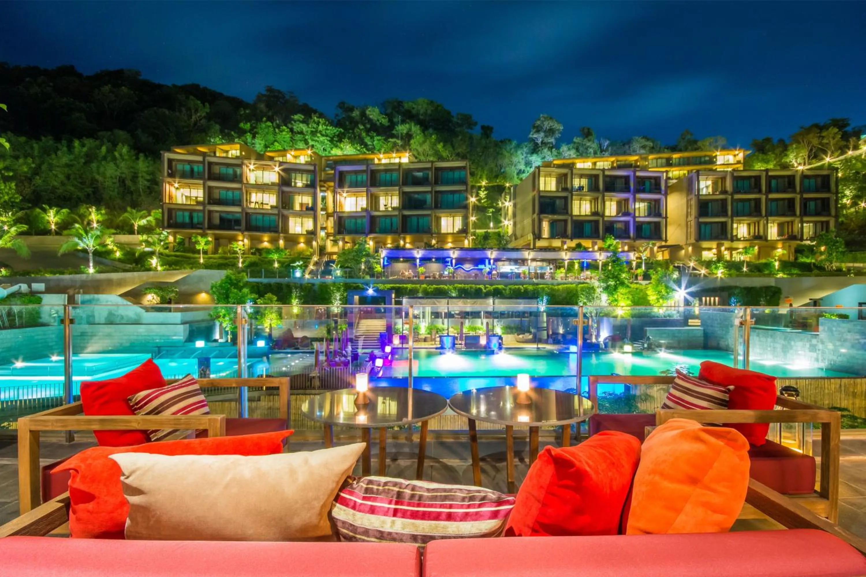 Restaurant/places to eat in SUNSURI PHUKET, Nai Harn Beach