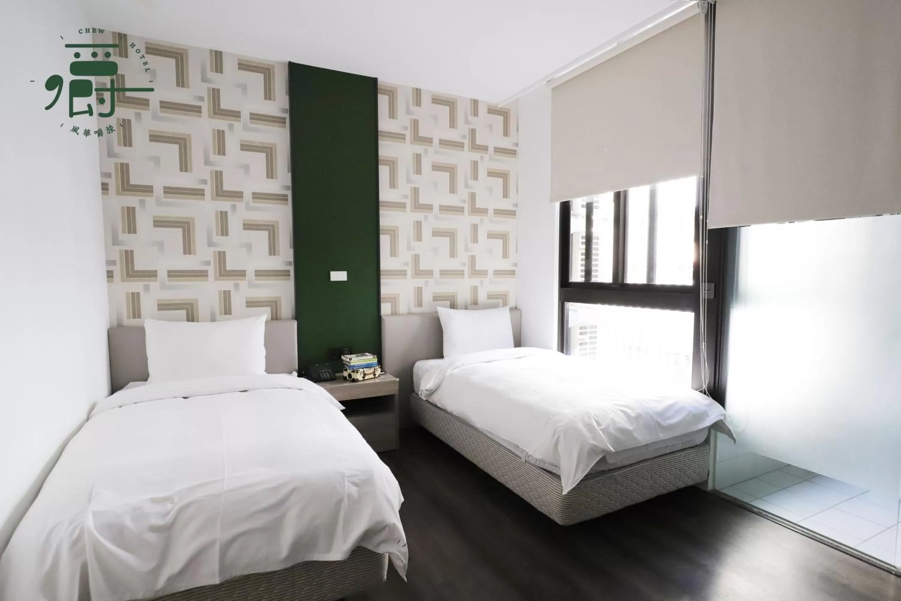 Bed in Aroma Chew Hotel