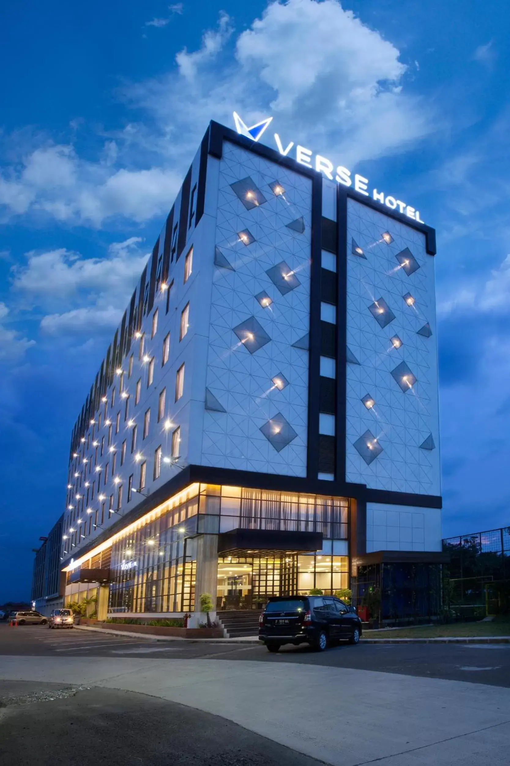 Facade/entrance, Property Building in Verse Hotel Cirebon