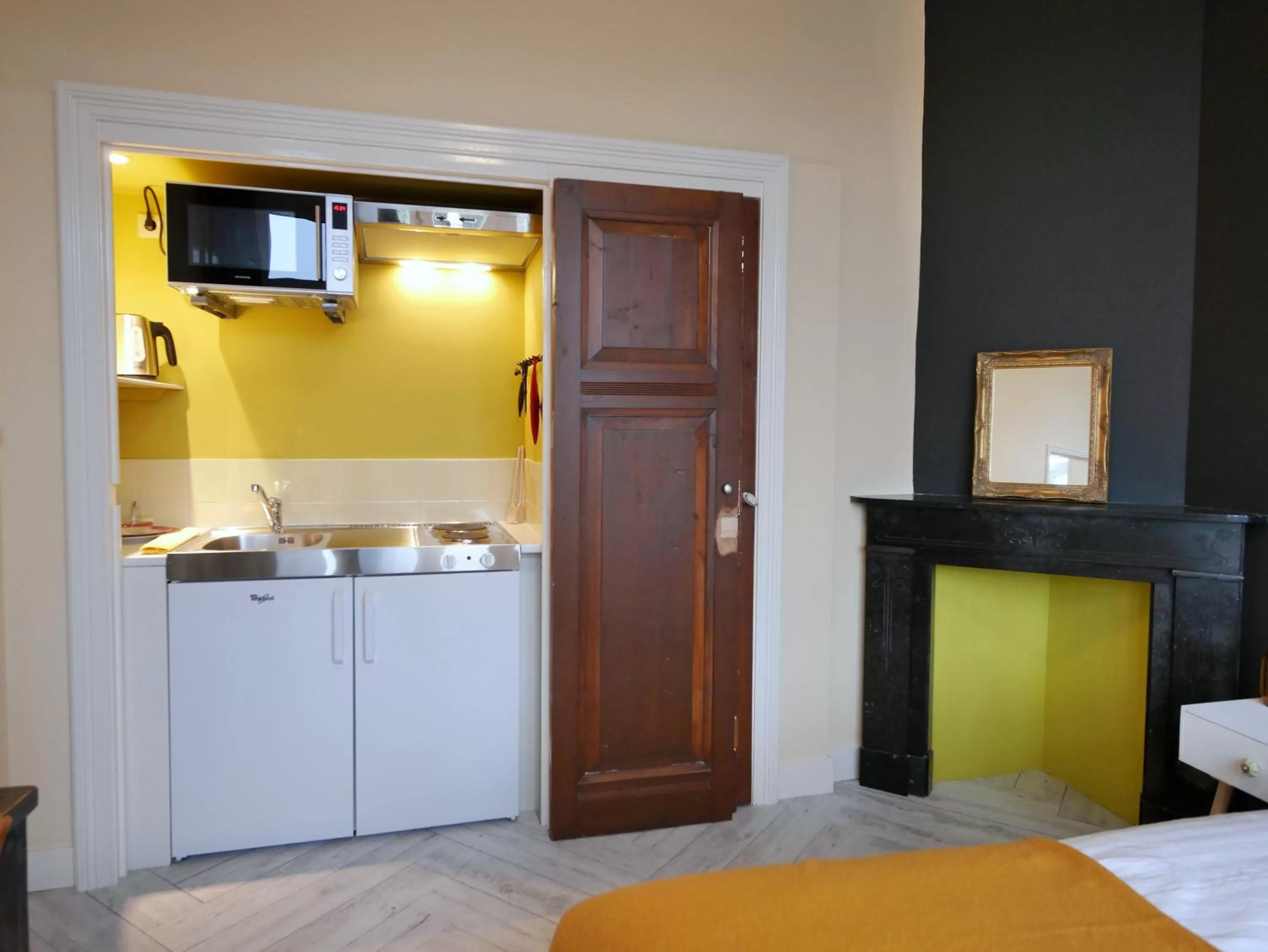 Coffee/tea facilities, Bed in Hus