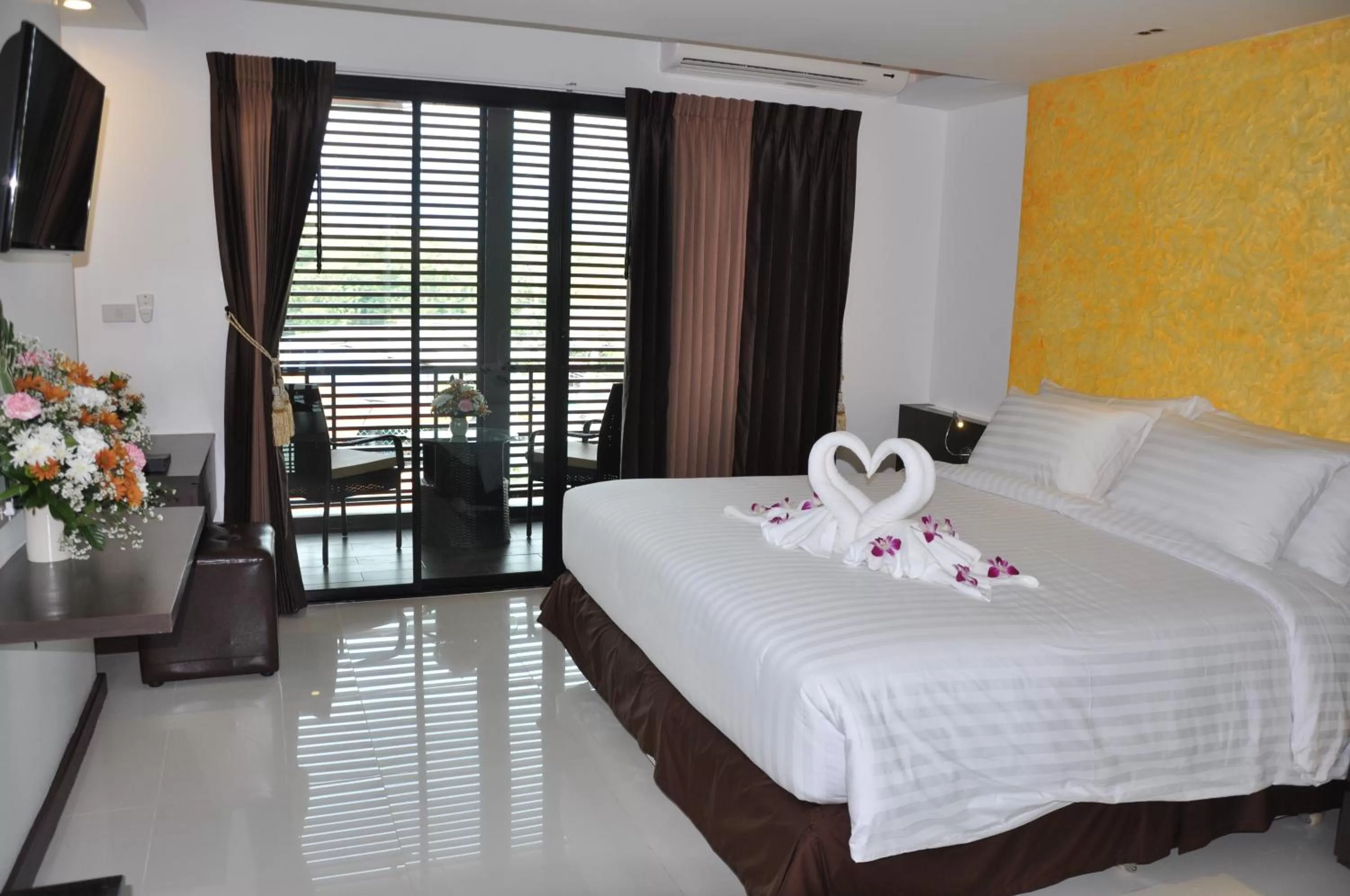 Bedroom, Bed in The Gallery At Koh Chang