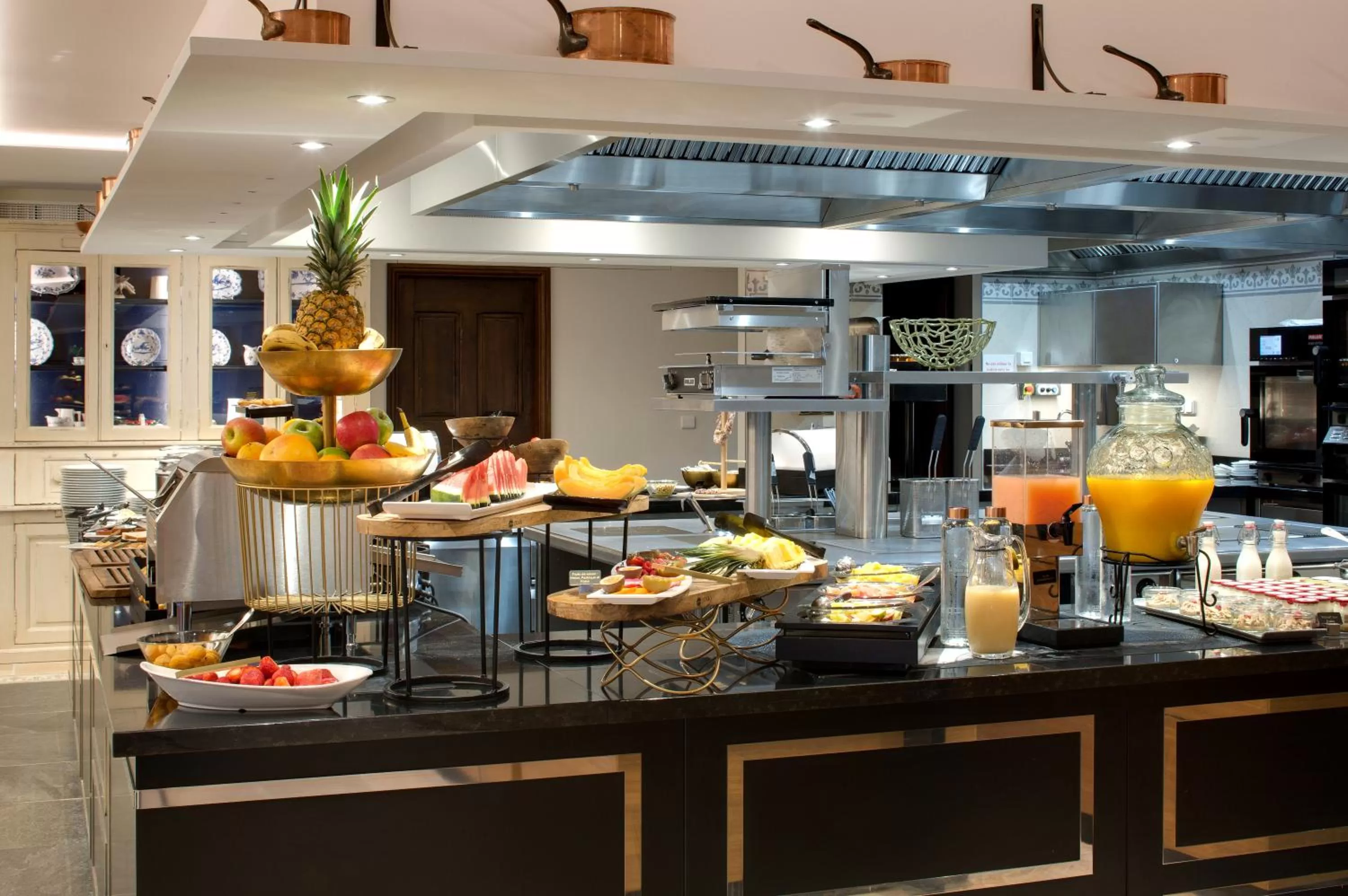 Breakfast in Domaine du Mas De Pierre