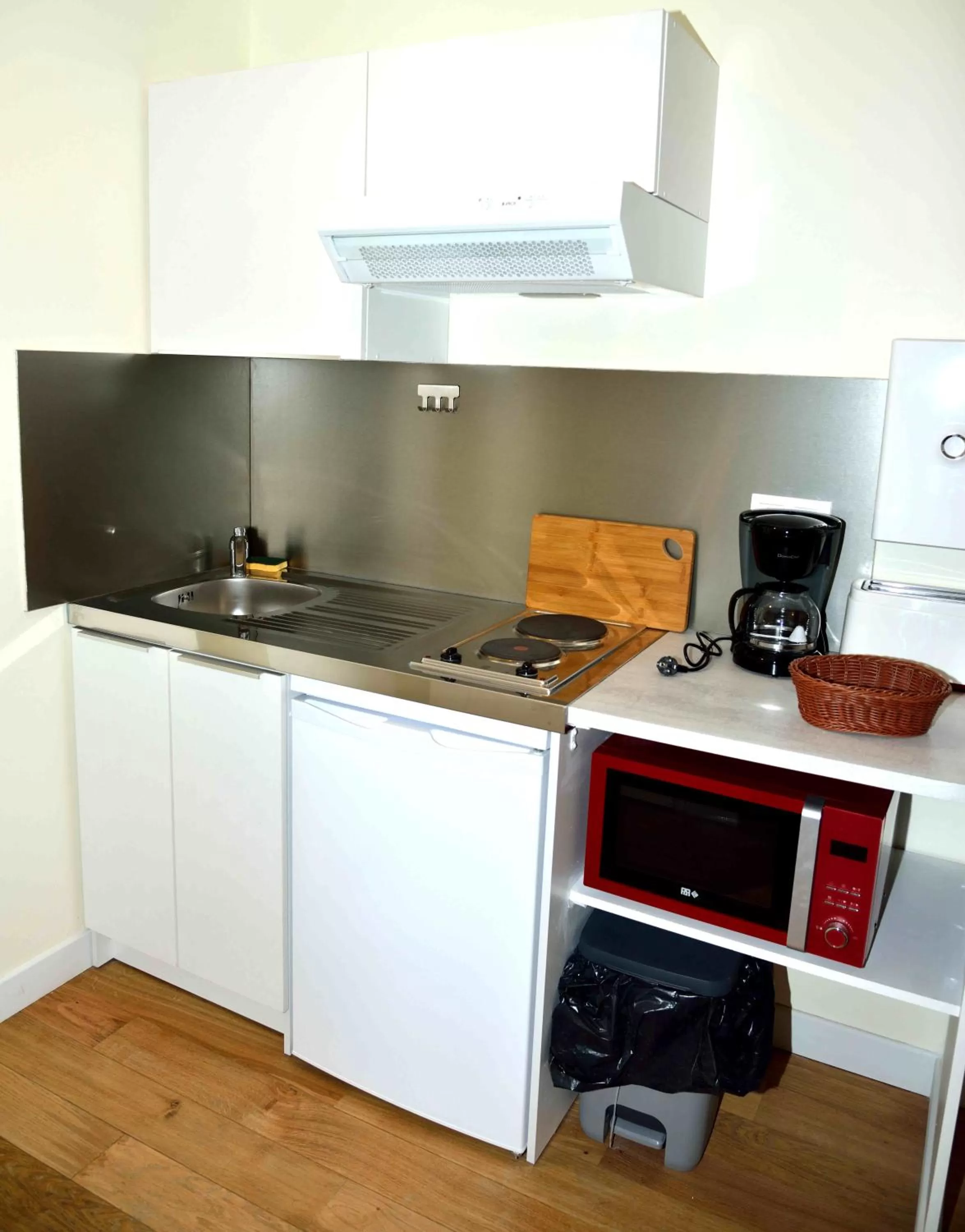 Kitchen or kitchenette in Apparthotel Douai Gare