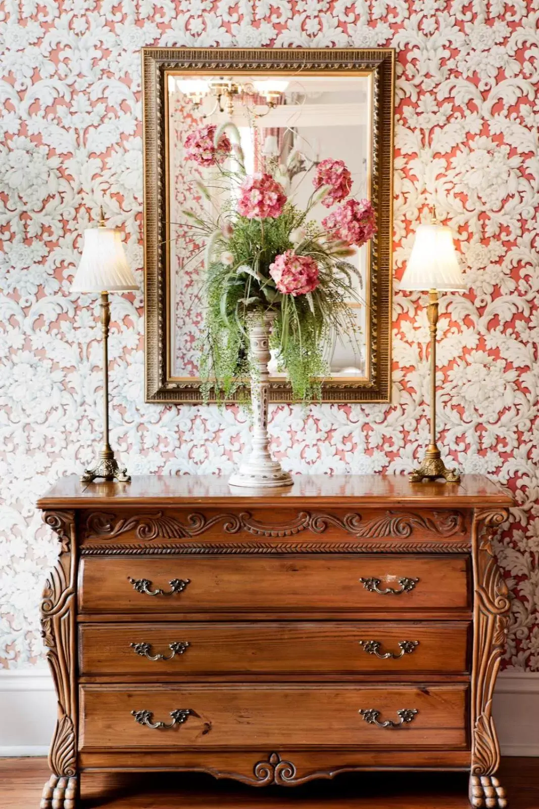 Decorative detail, Bathroom in Maison Perrier Bed & Breakfast